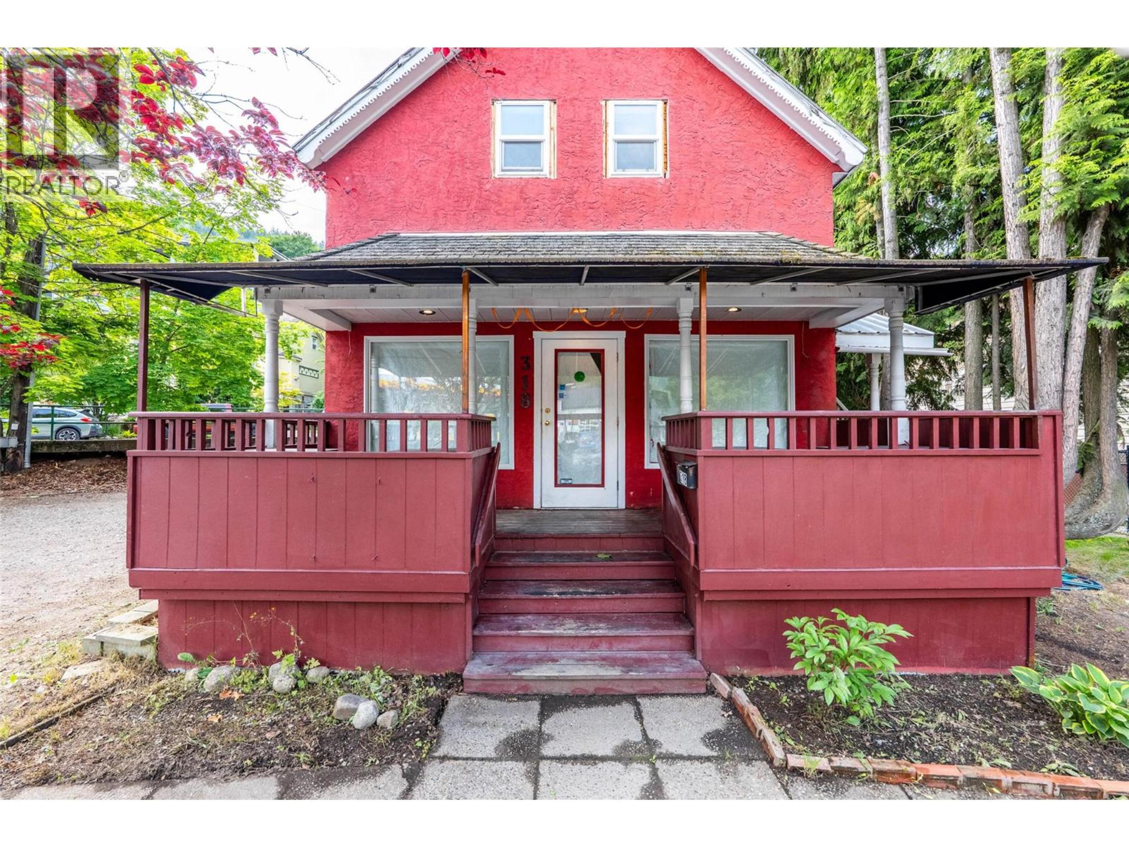 318 ANDERSON STREET - 13