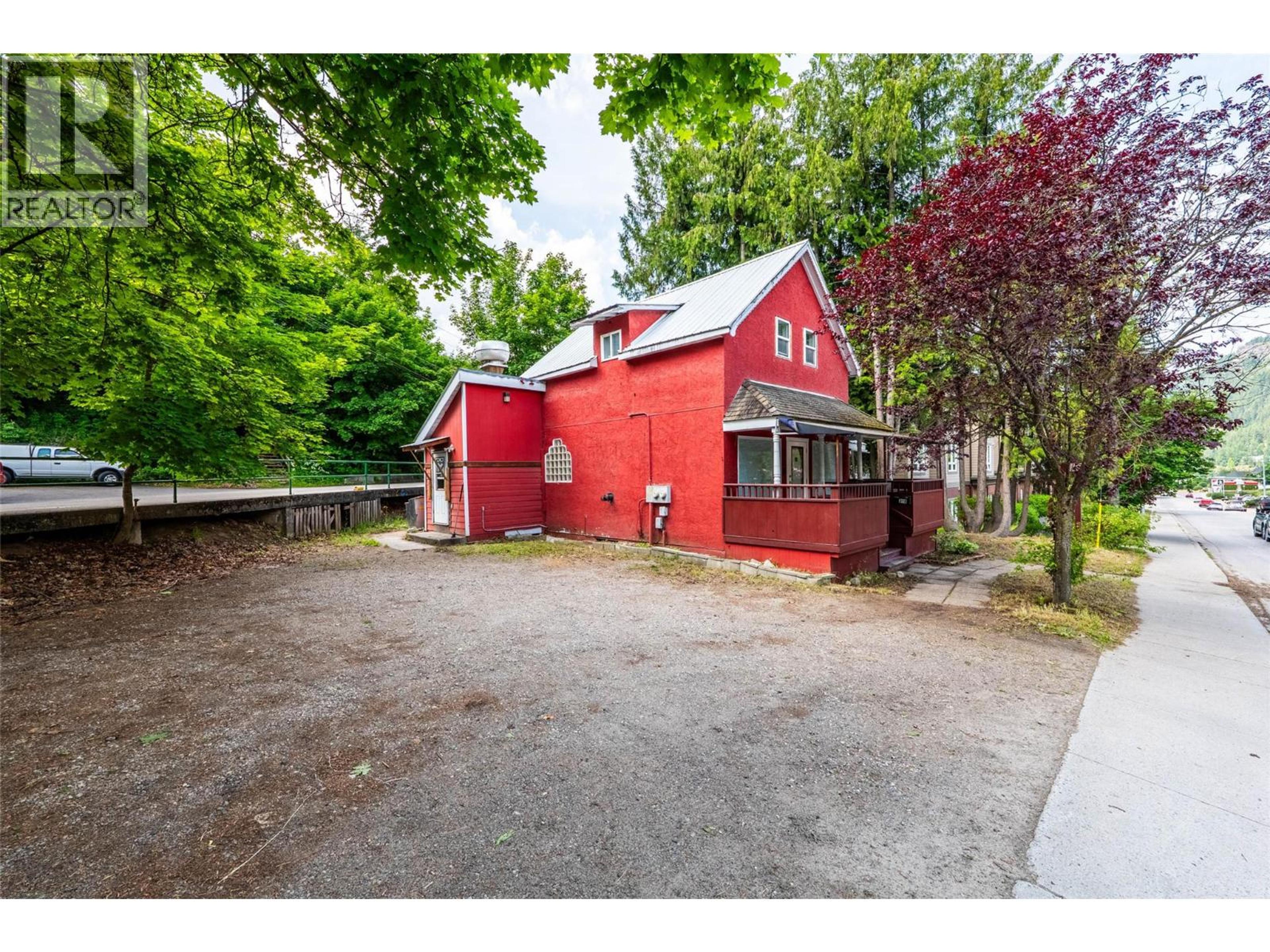 318 ANDERSON STREET - 16