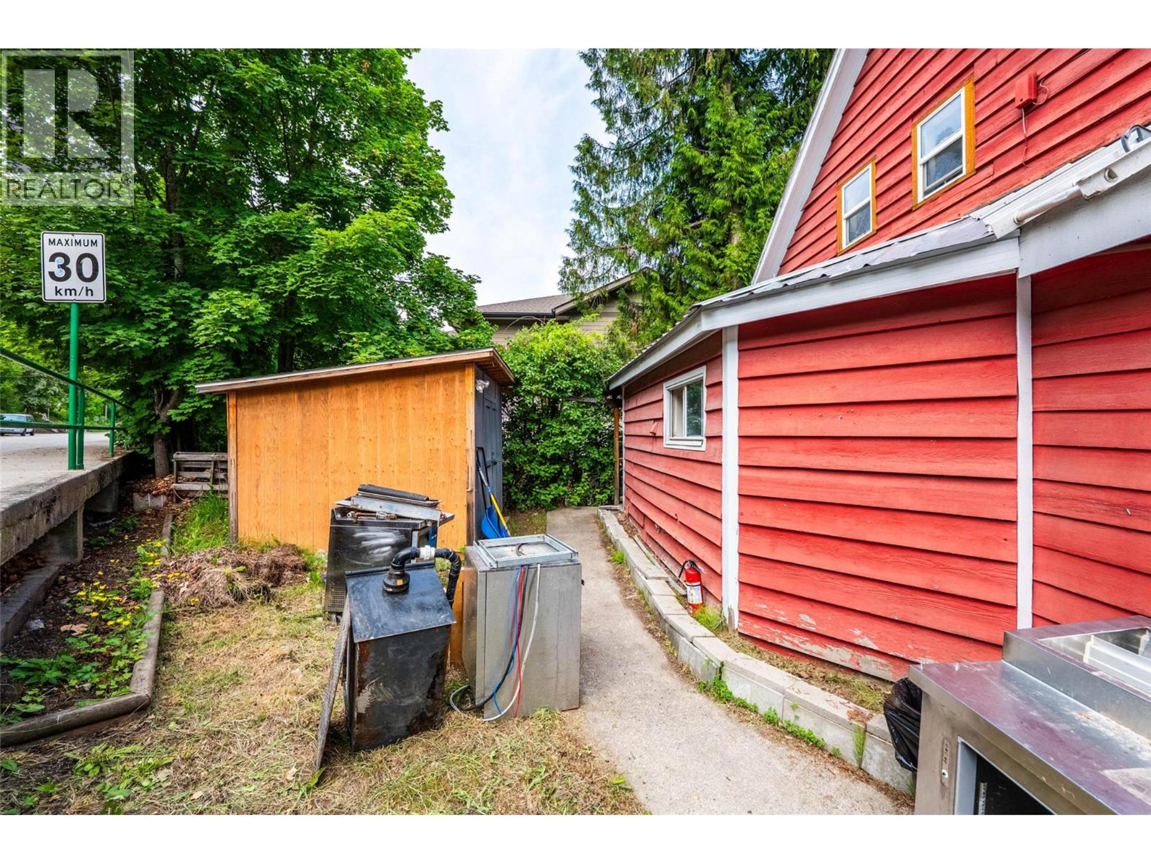 318 ANDERSON STREET - 21