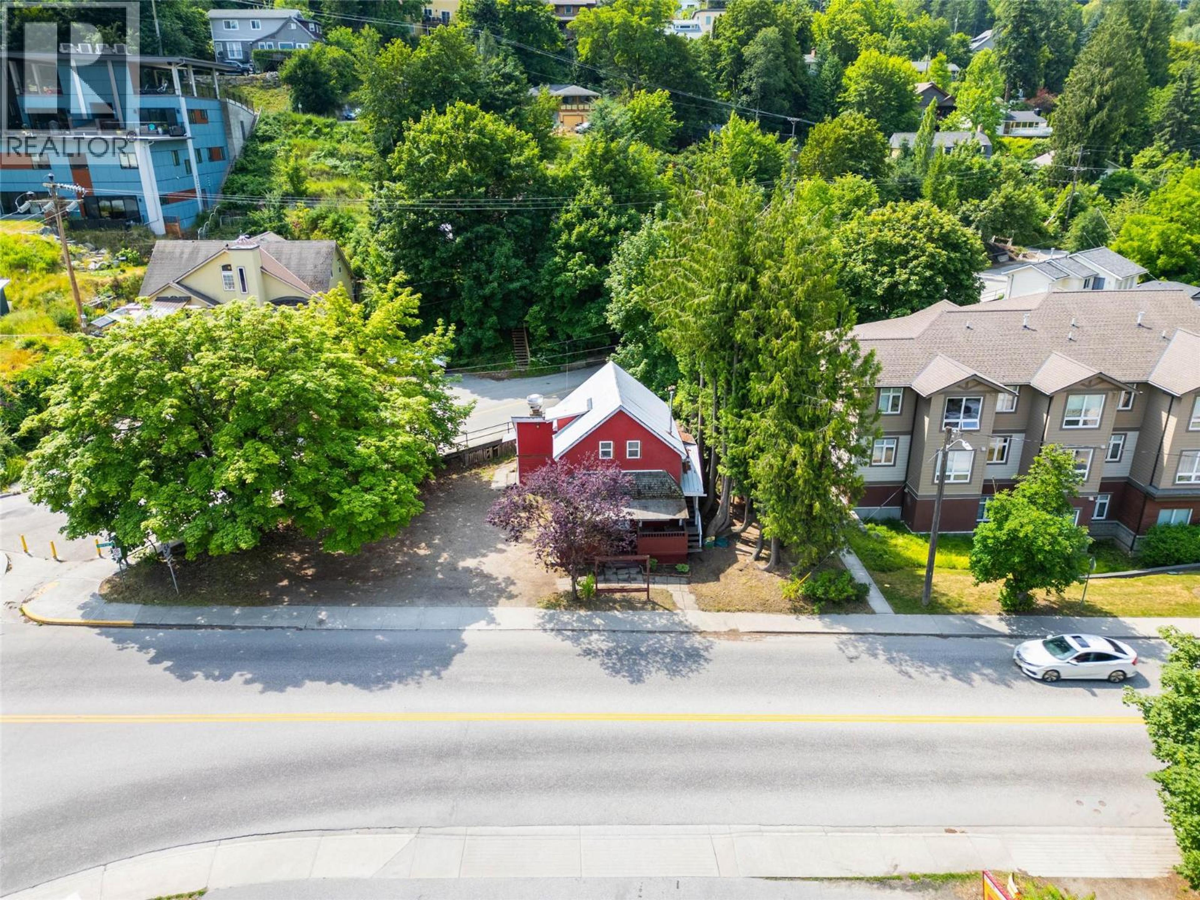 318 ANDERSON STREET - 43