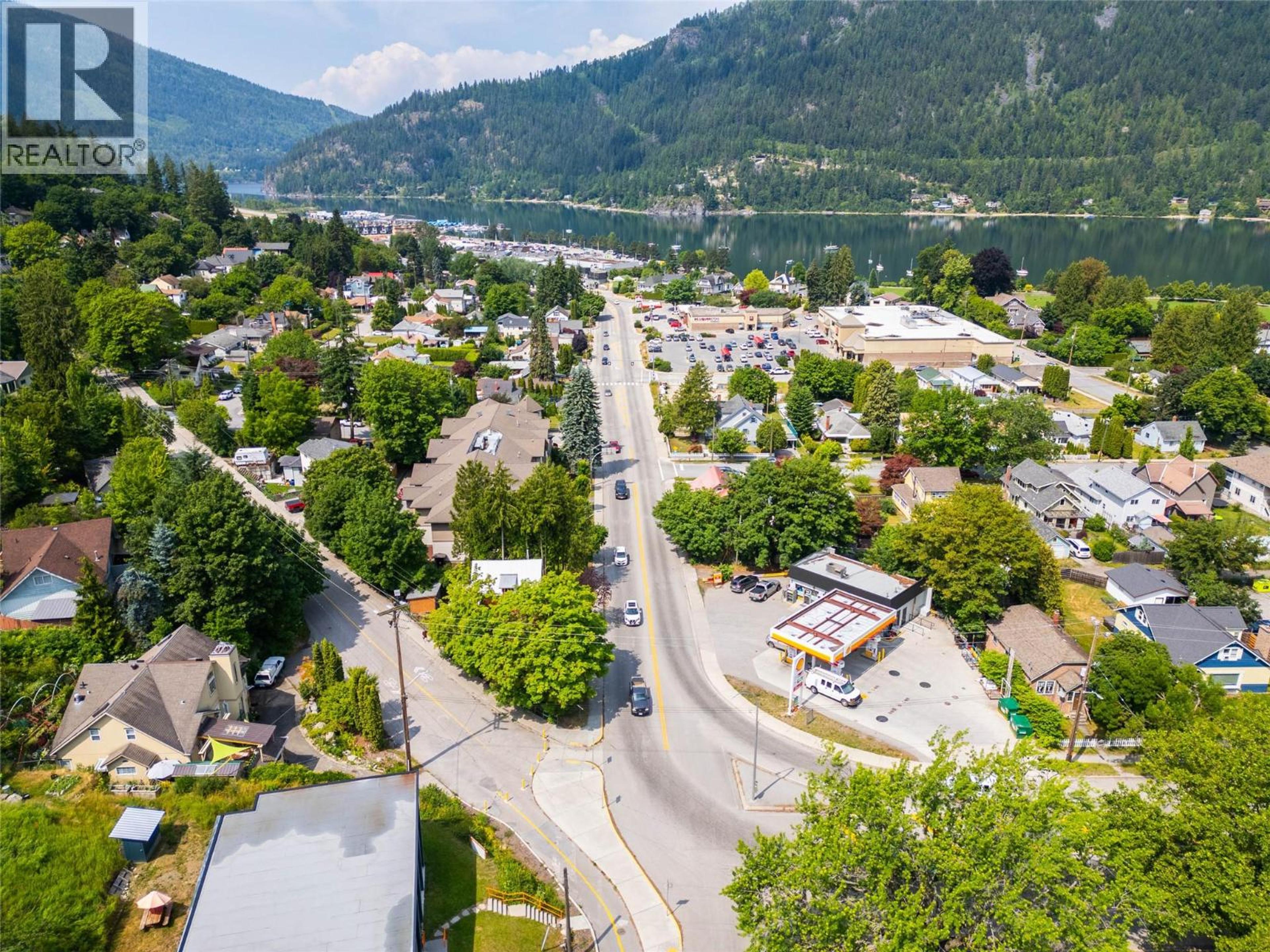 318 ANDERSON STREET - 48