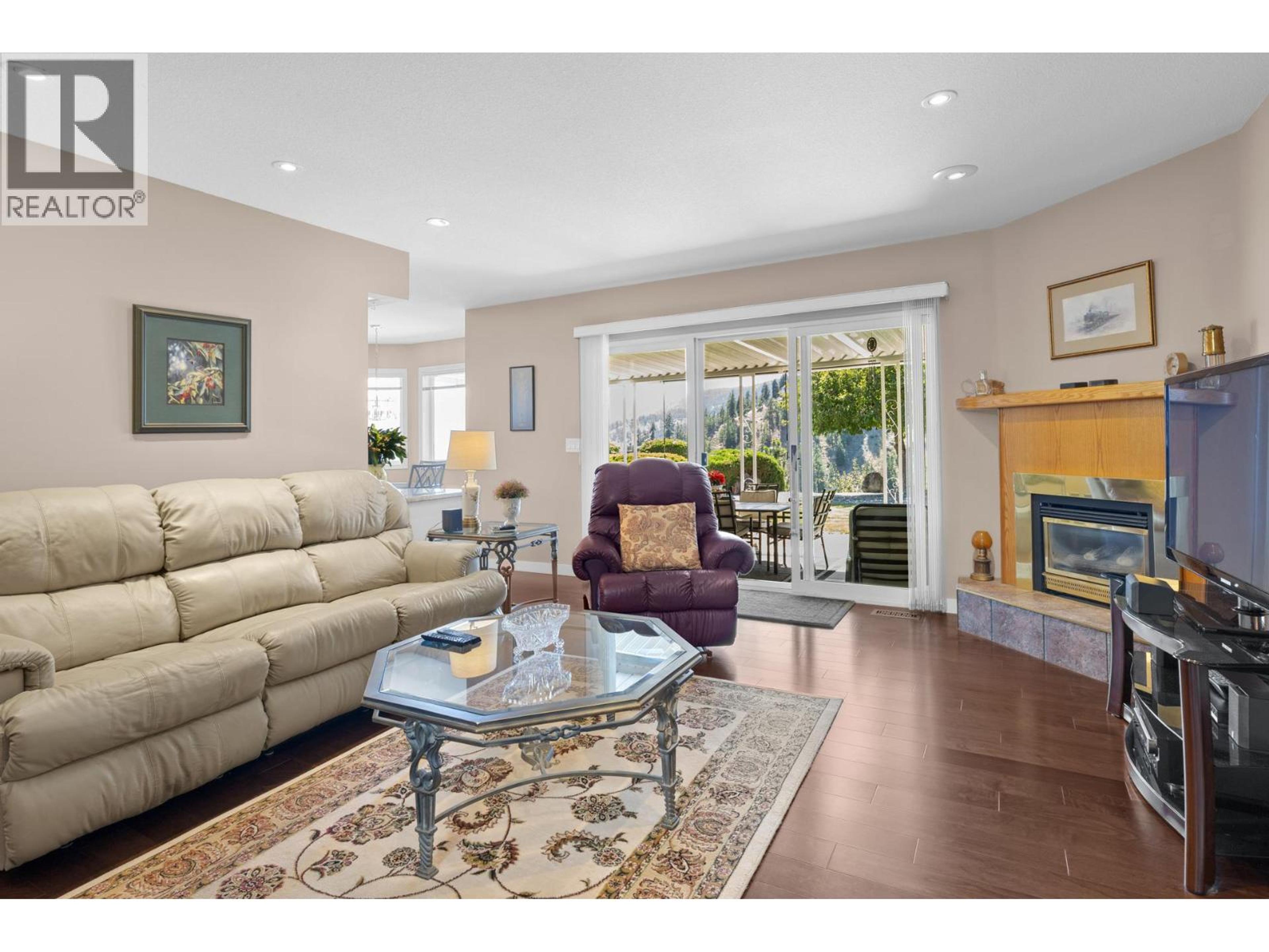 3786 INGLIS PLACE - 17