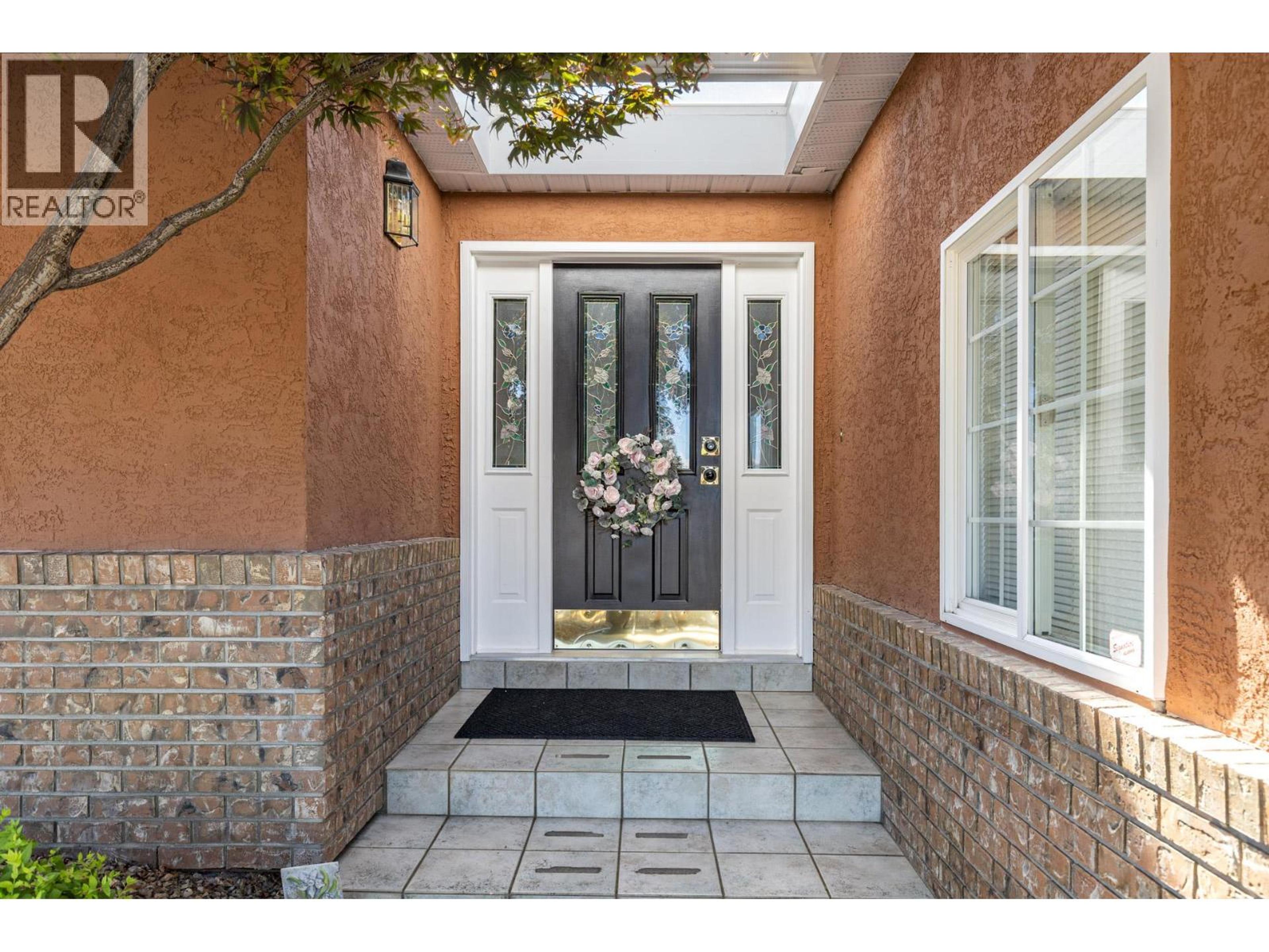 3786 INGLIS PLACE - 38