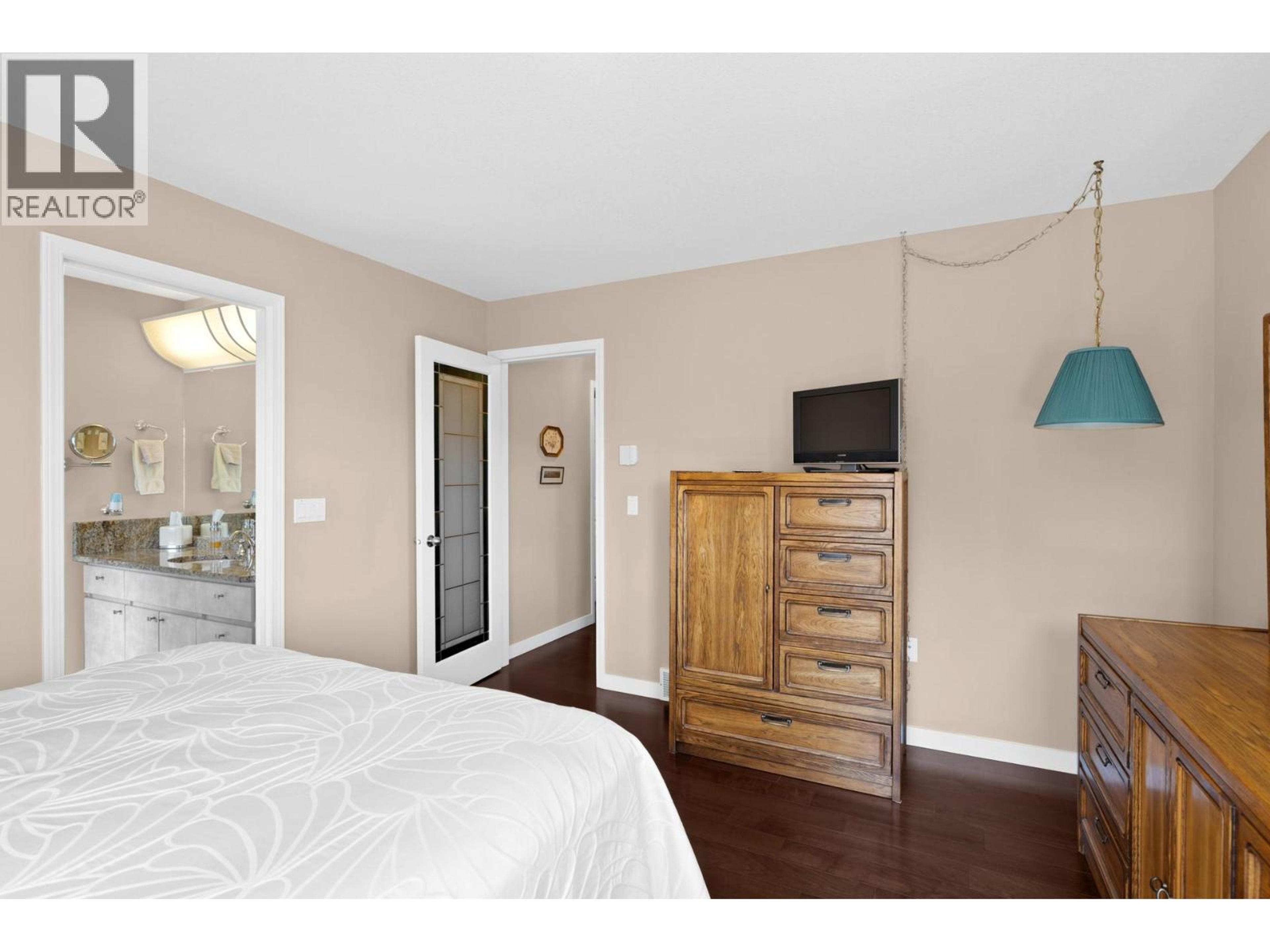 3786 INGLIS PLACE - 25