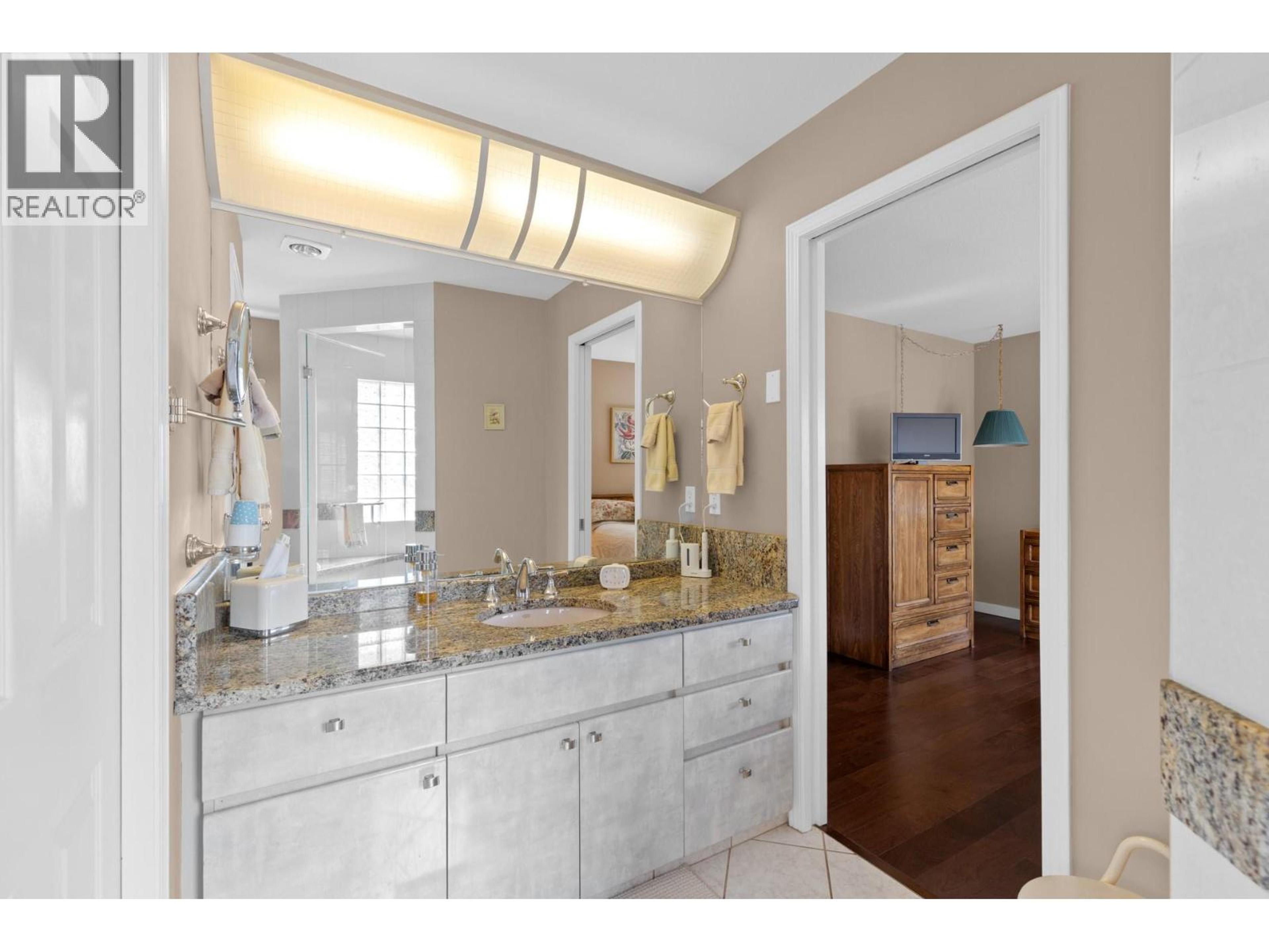 3786 INGLIS PLACE - 27