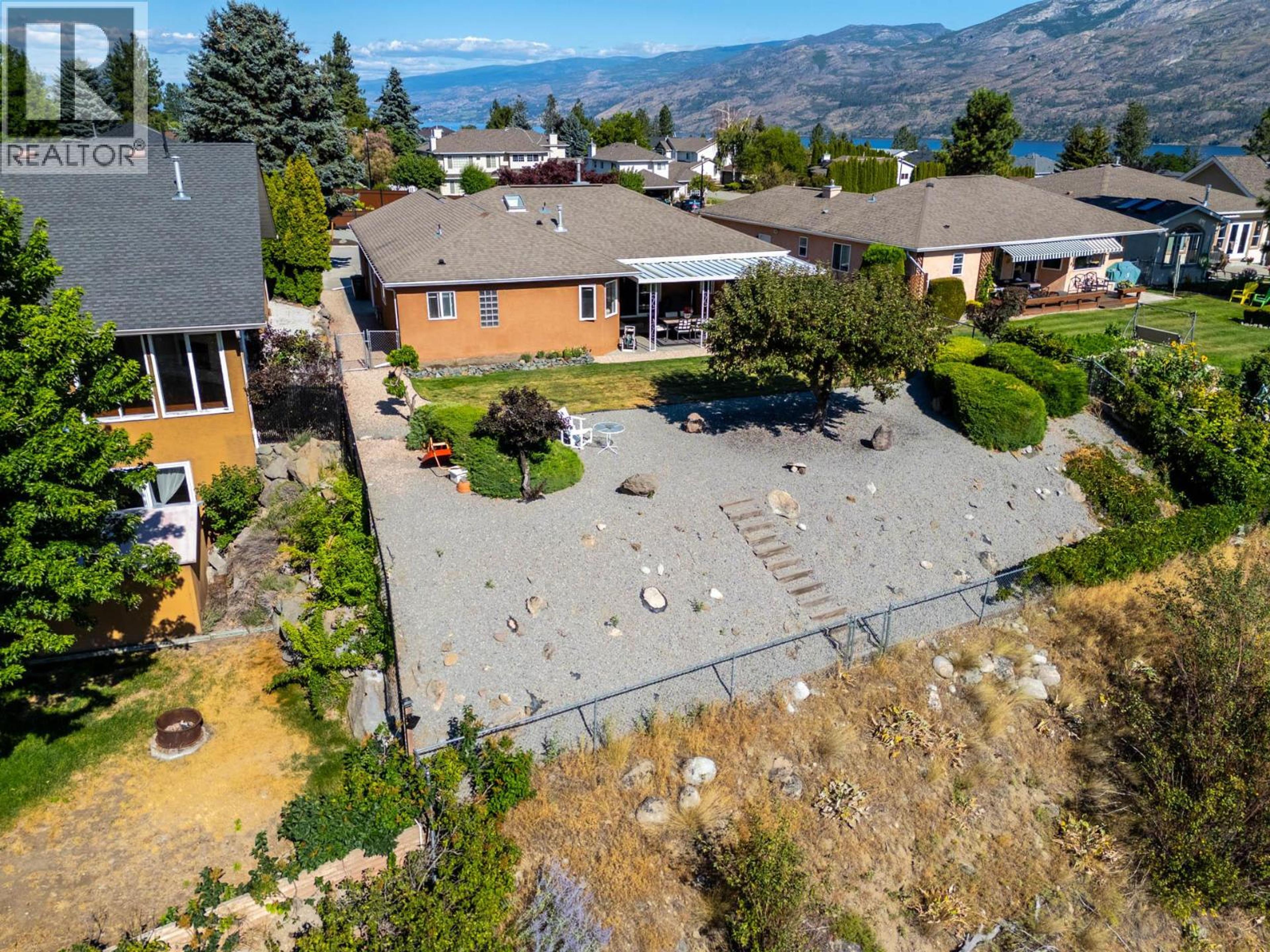 3786 INGLIS PLACE - 46