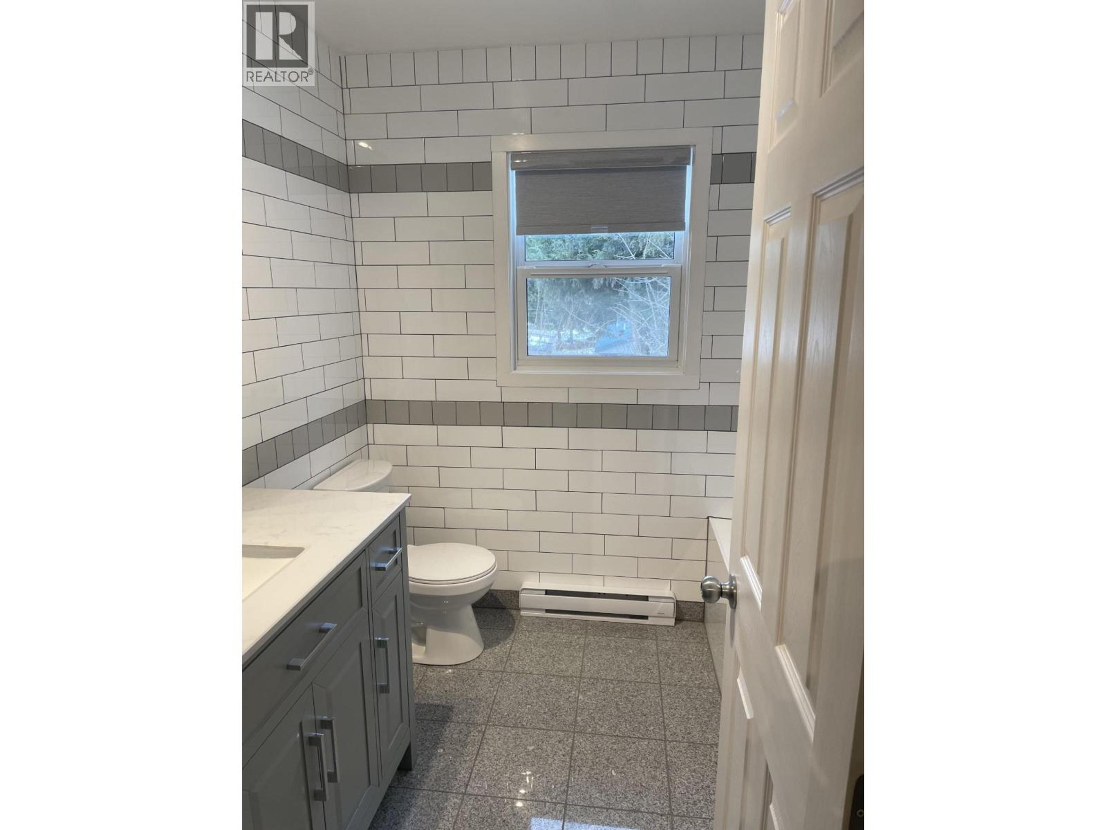 2301 PEAR STREET - 16