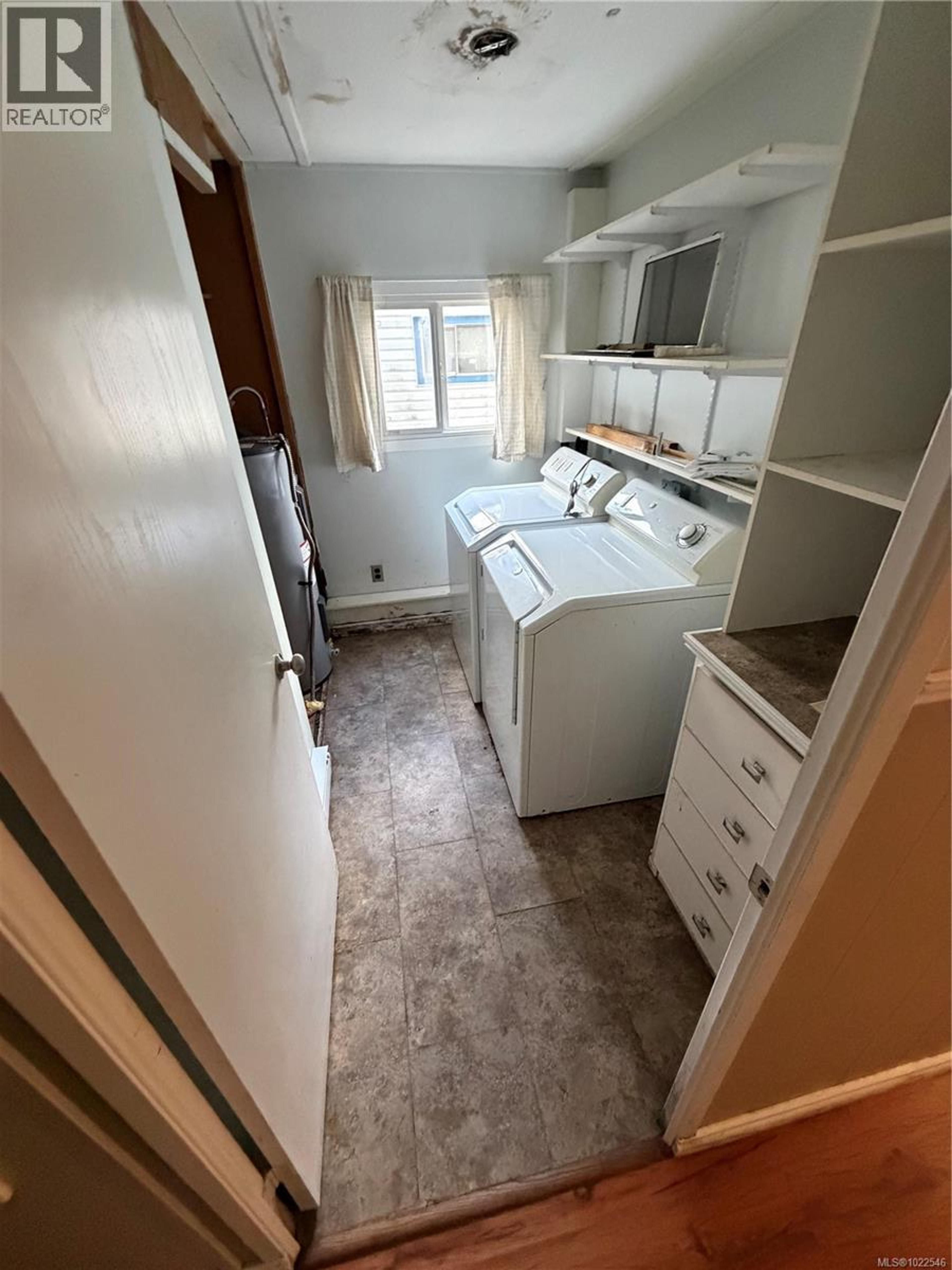 #7 1655 ALBERNI HWY - Image 11