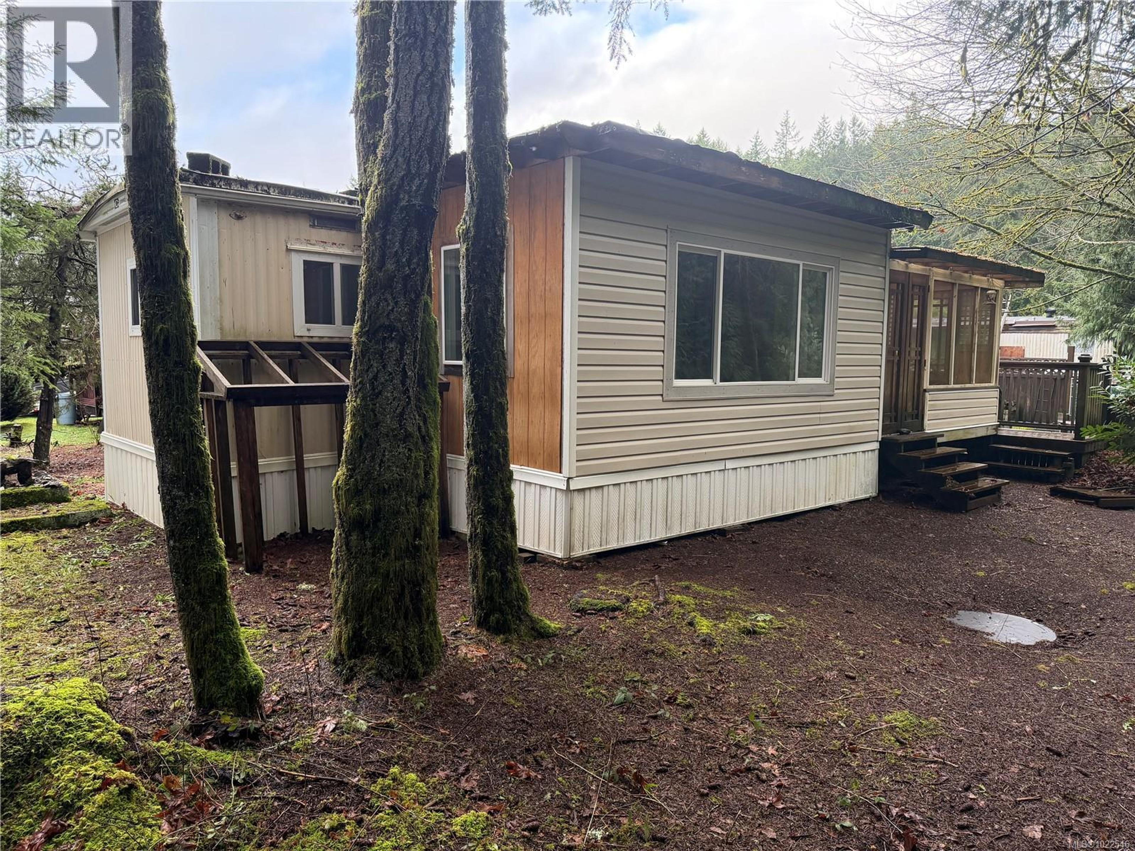 #7 1655 ALBERNI HWY - Image 3