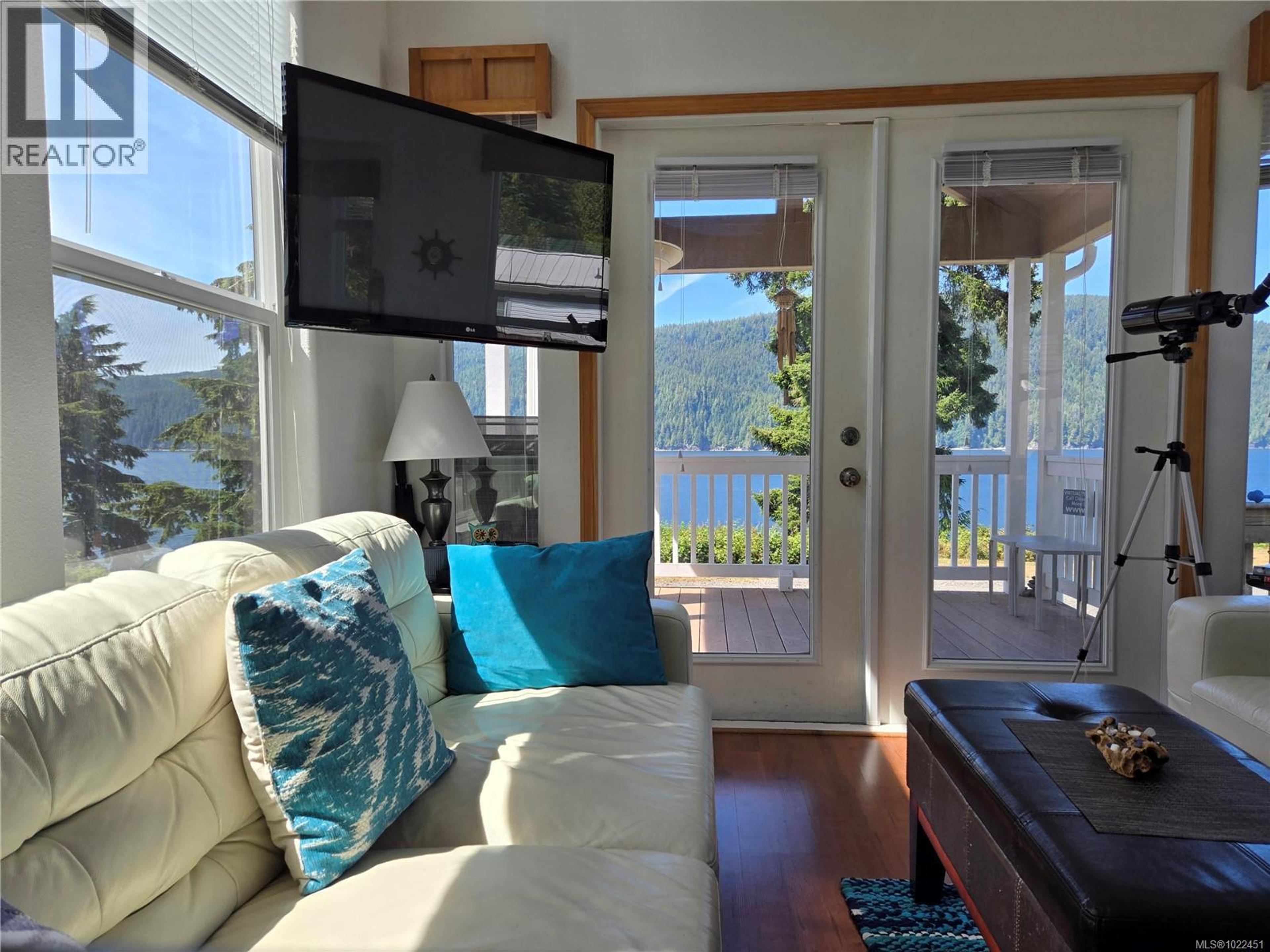 #15 6340 CERANTES RD - Image 2