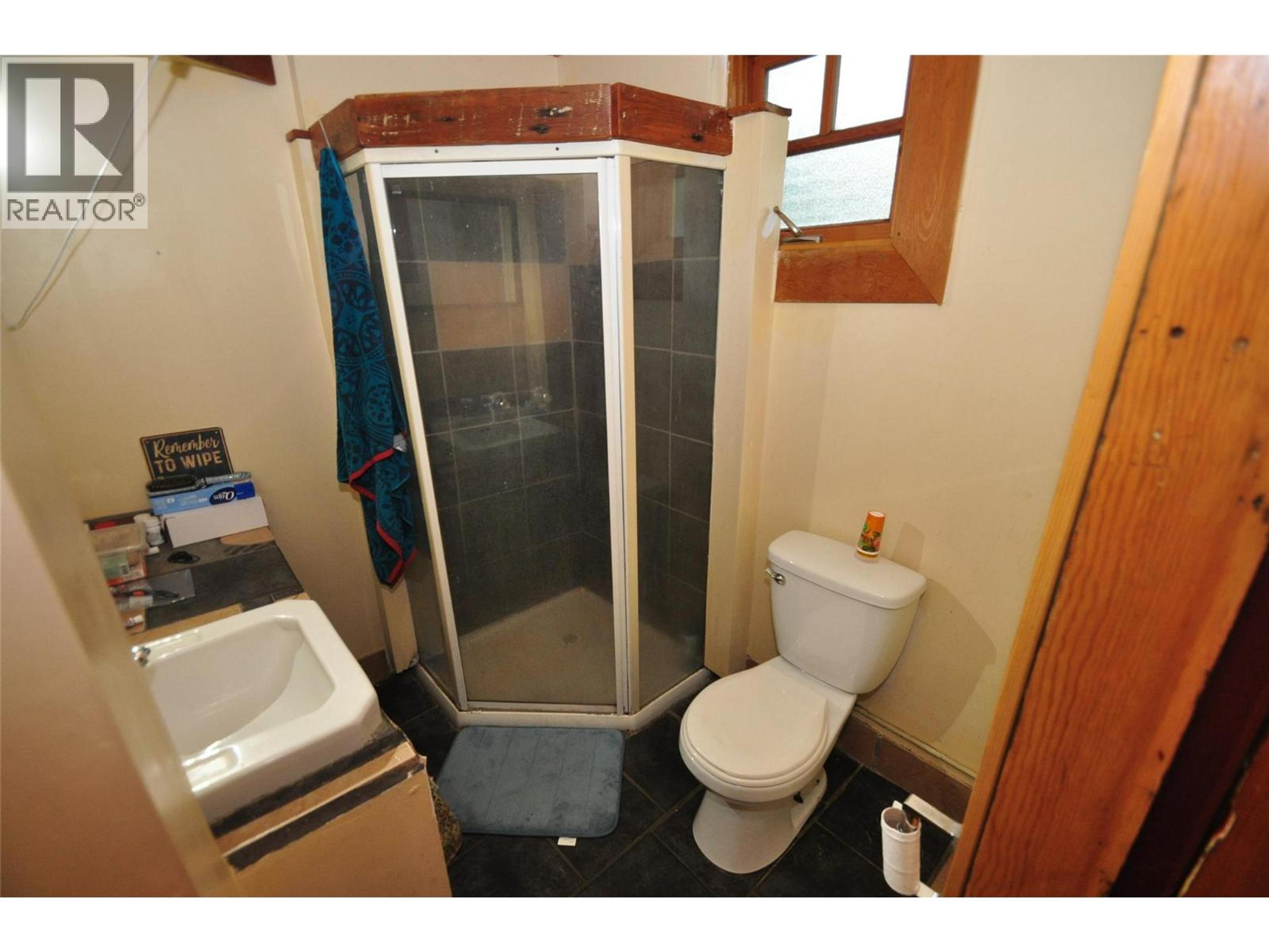 105 WASHINGTON STREET N - 13