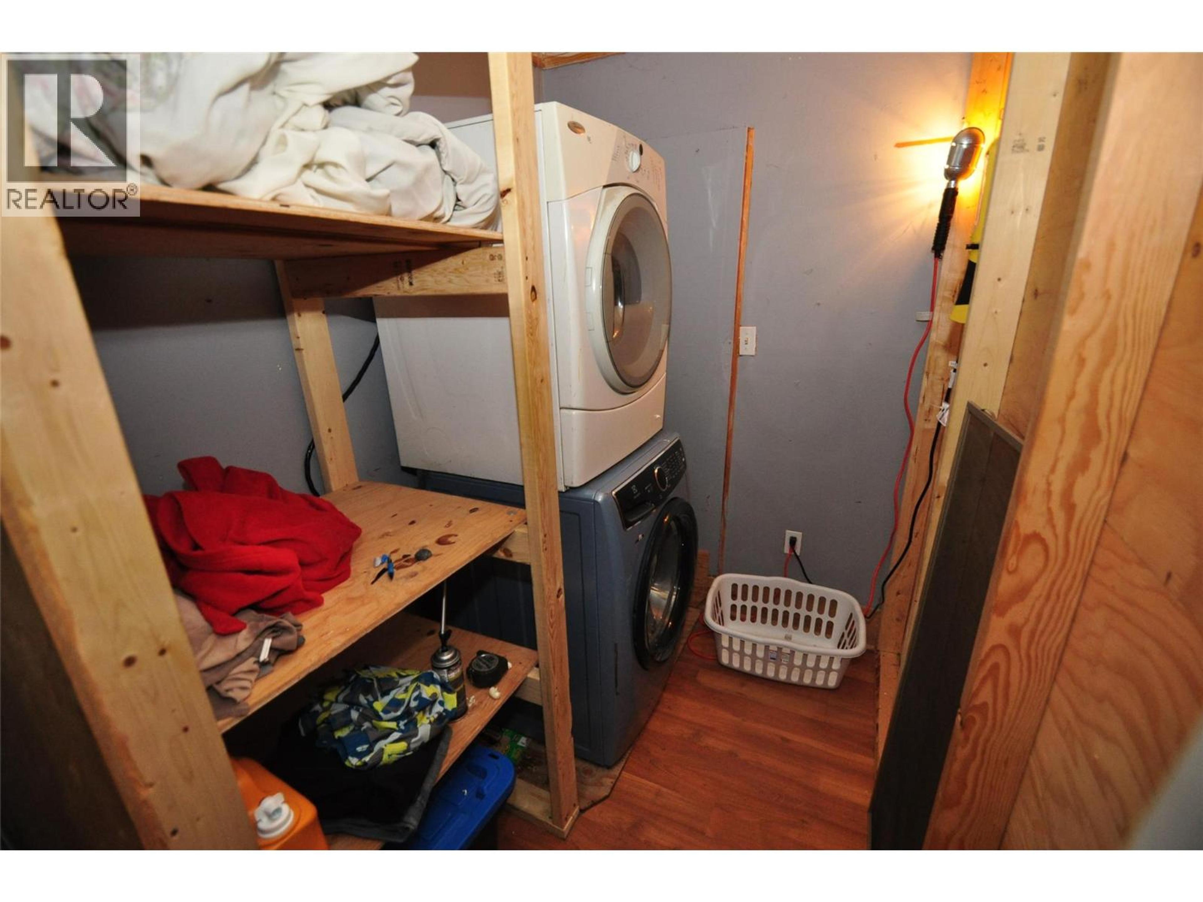 105 WASHINGTON STREET N - 15