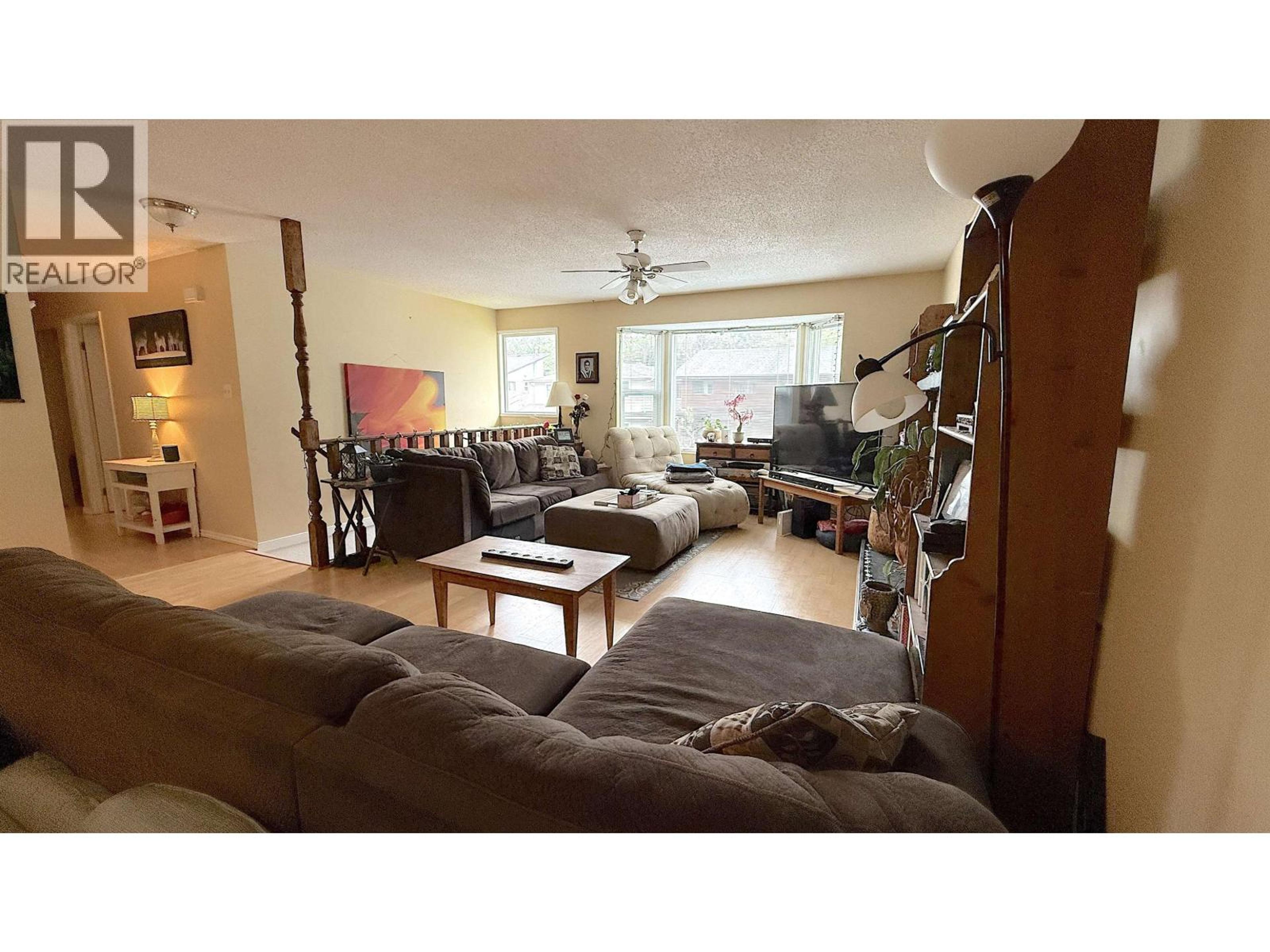 1796-1798 SLOAN AVENUE - 17