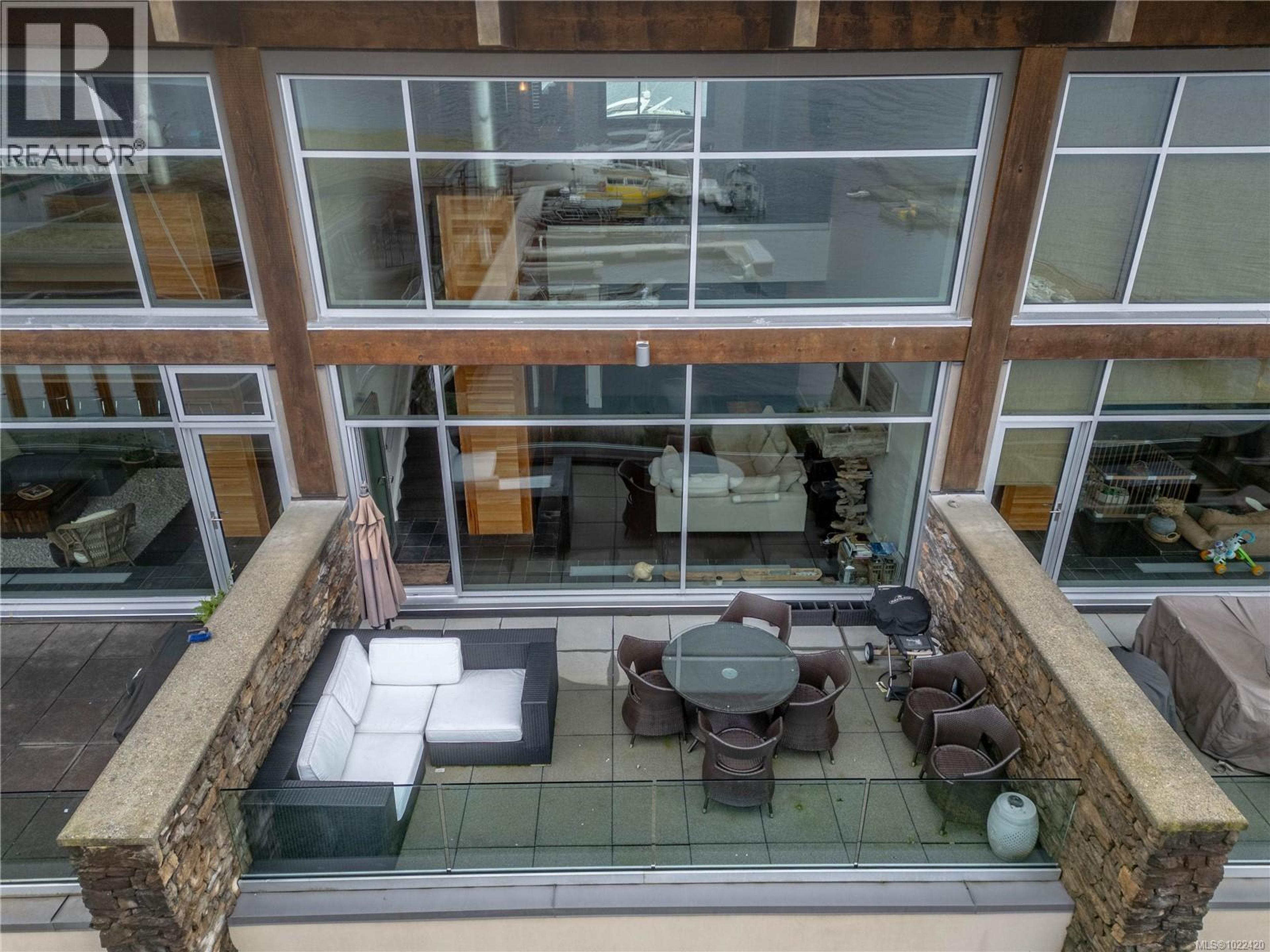 #304 368 MAIN ST - 10