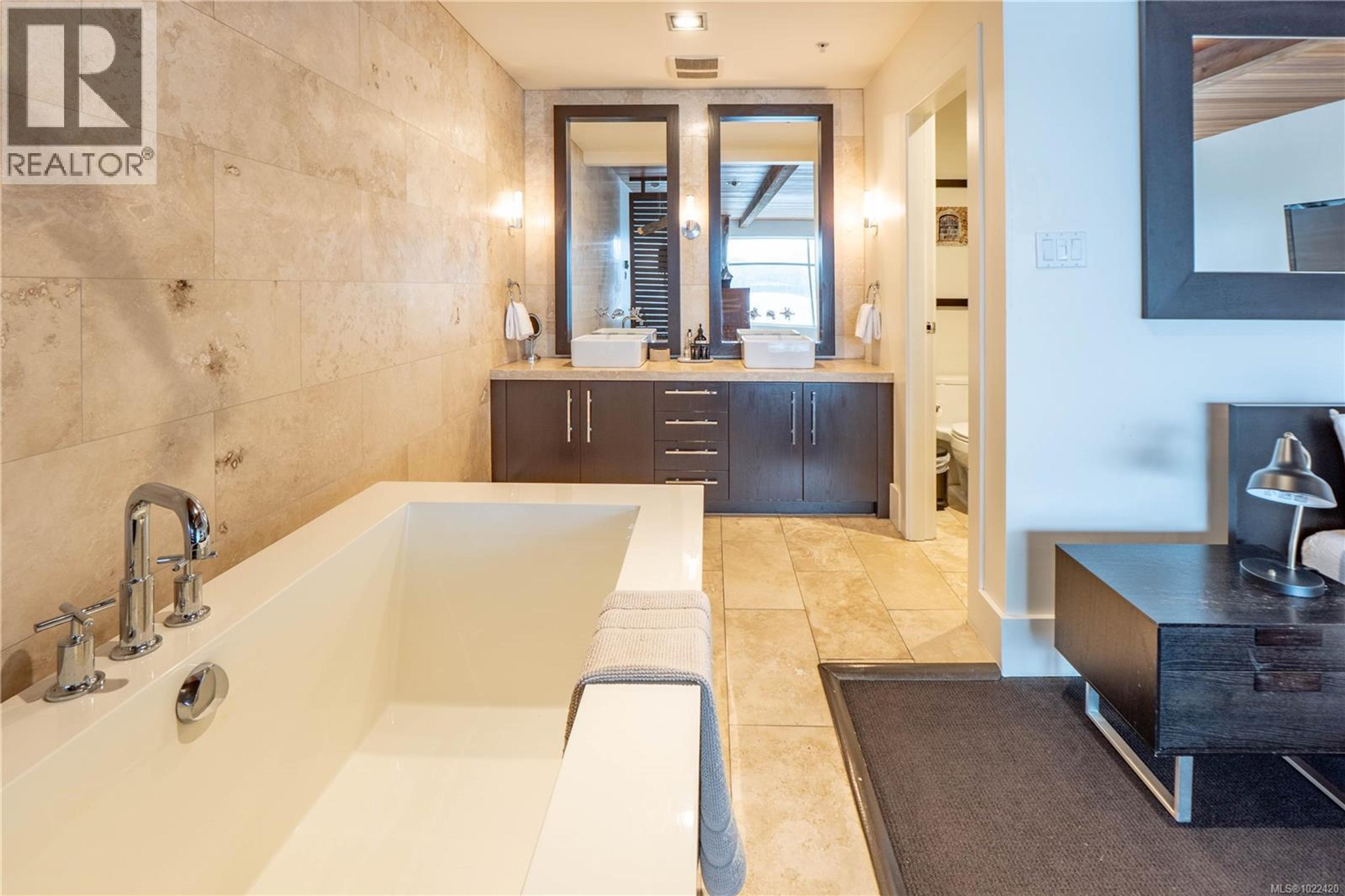 #304 368 MAIN ST - 23