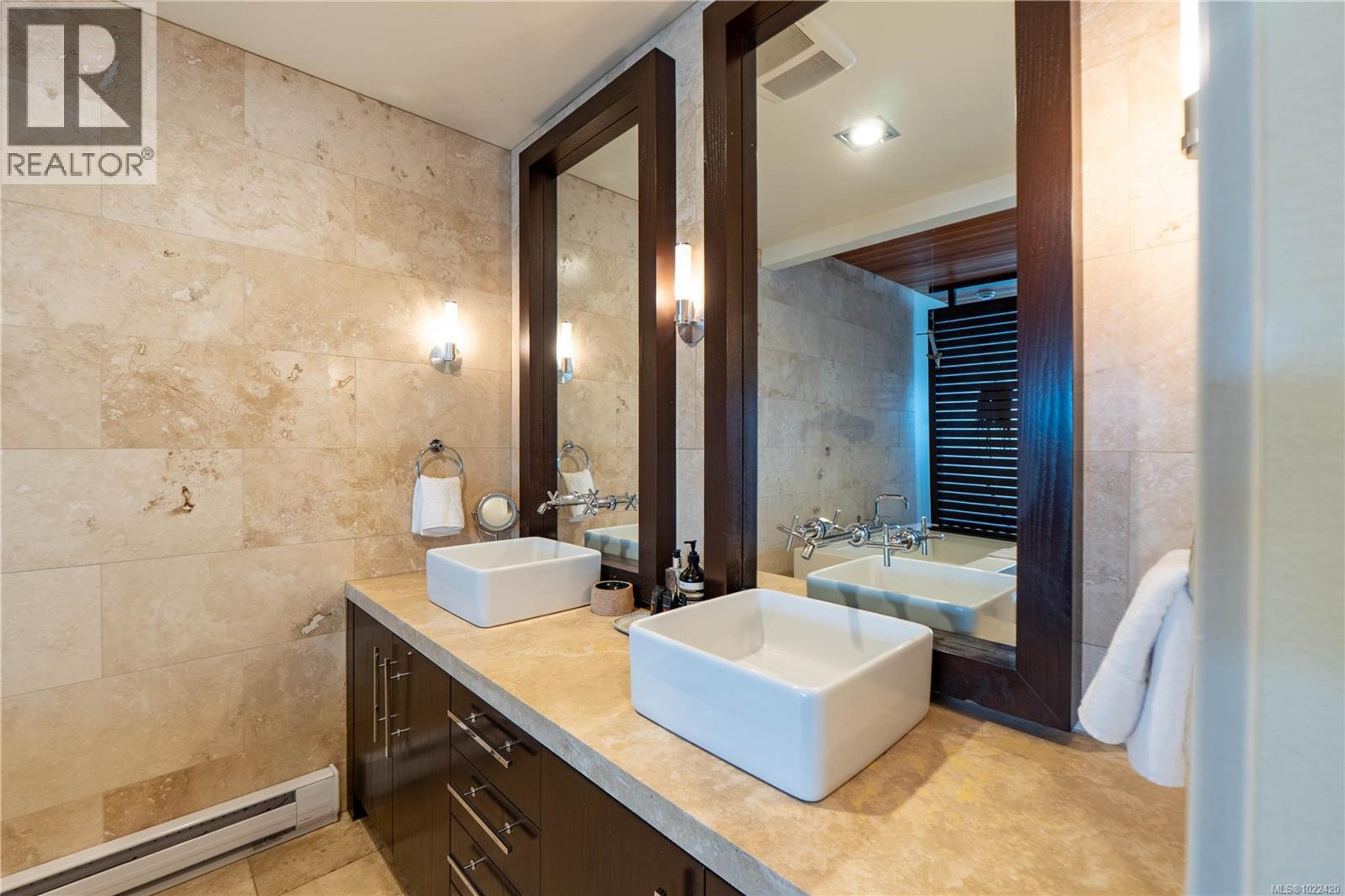 #304 368 MAIN ST - 24