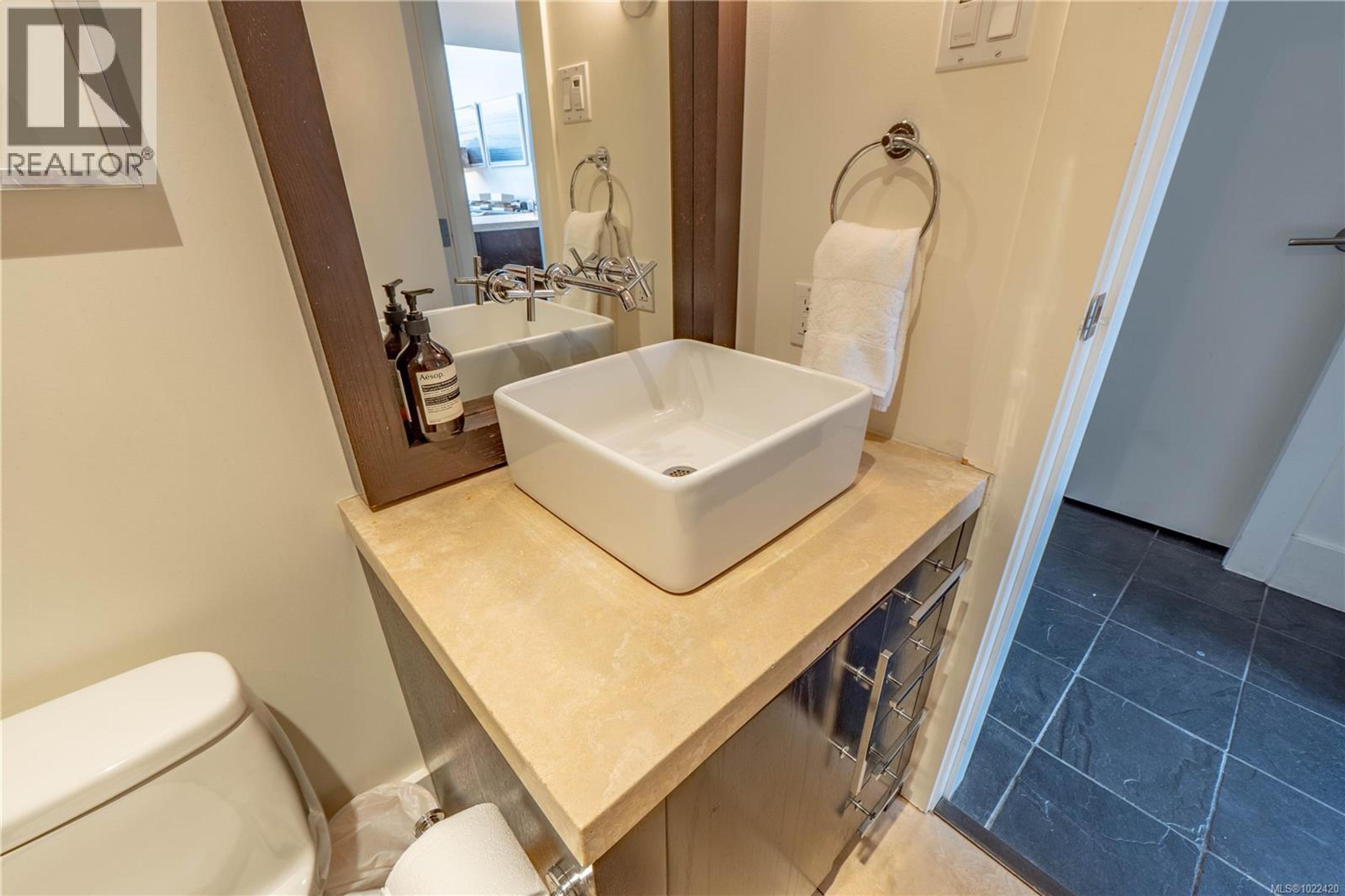 #304 368 MAIN ST - 41