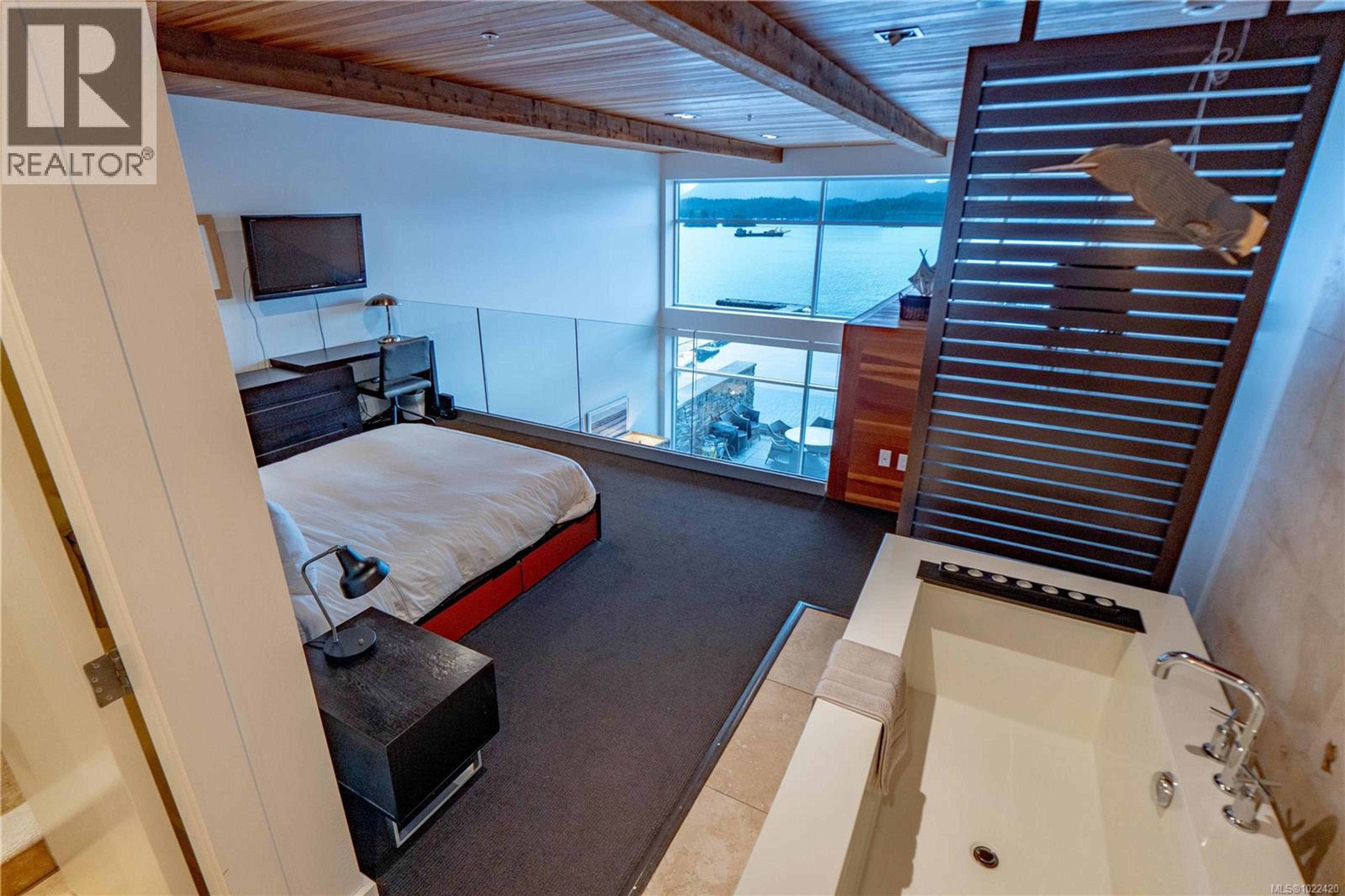 #304 368 MAIN ST - 33