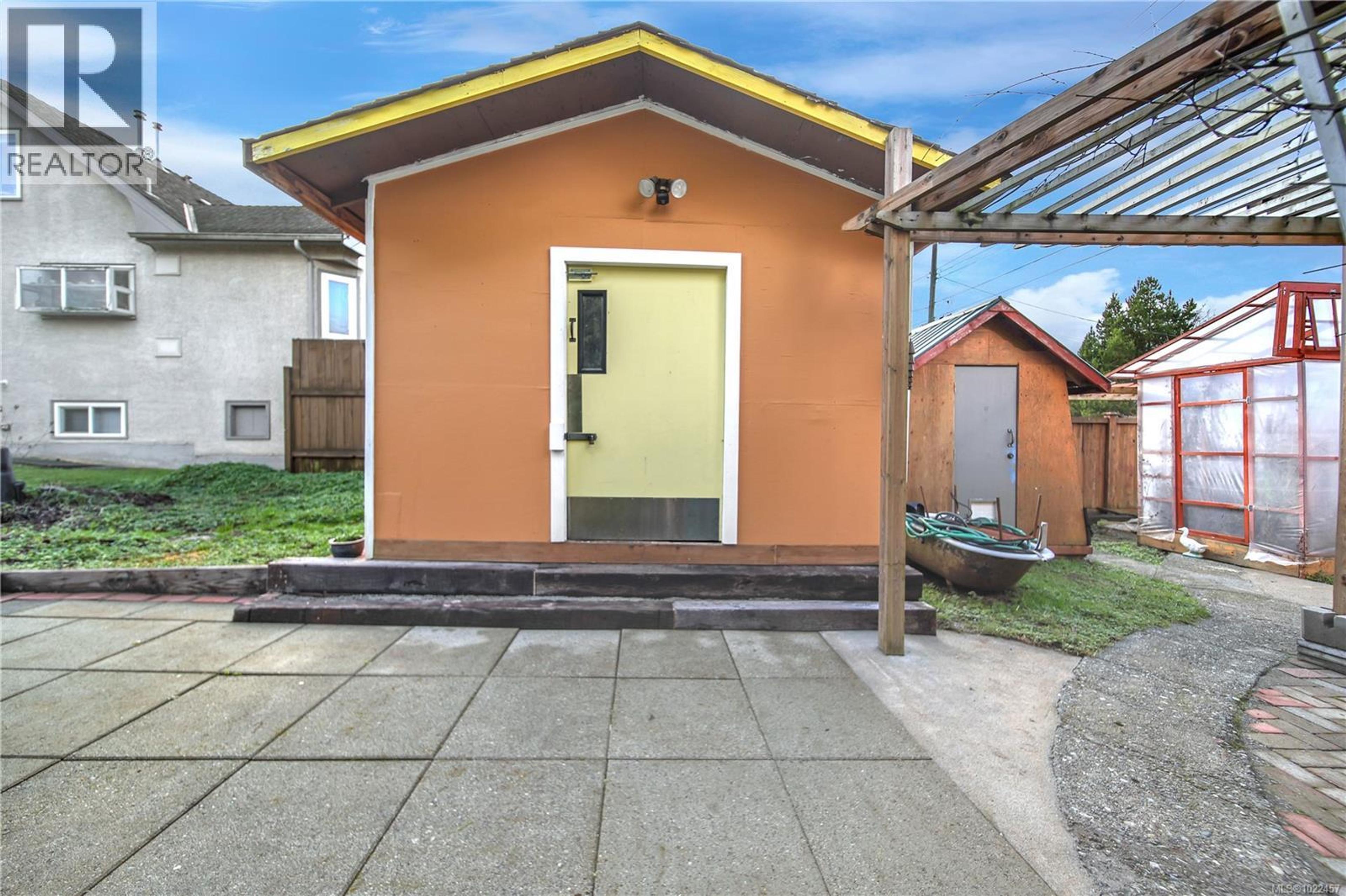 3638 6TH AVE - Image 14