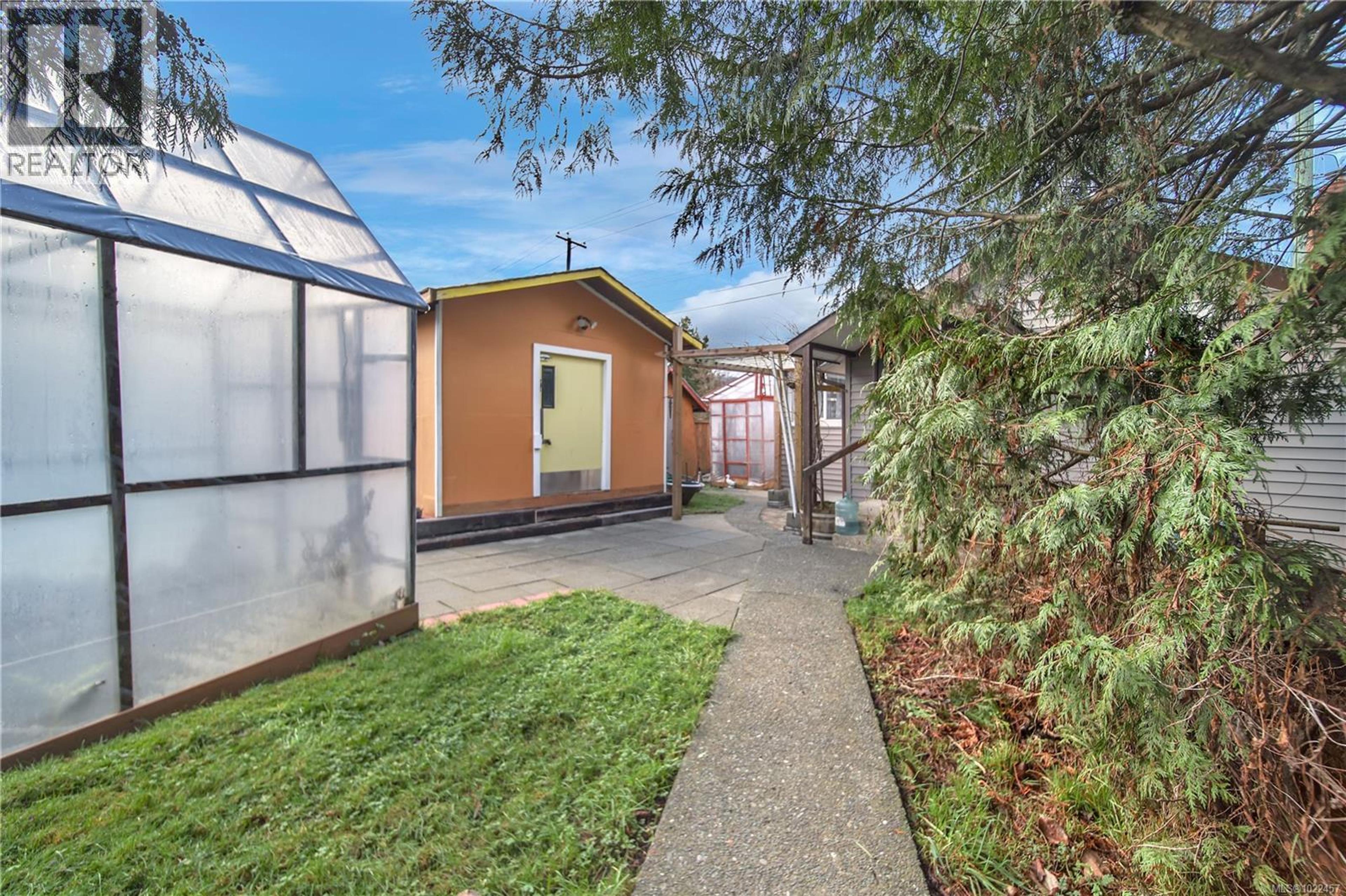 3638 6TH AVE - Image 5