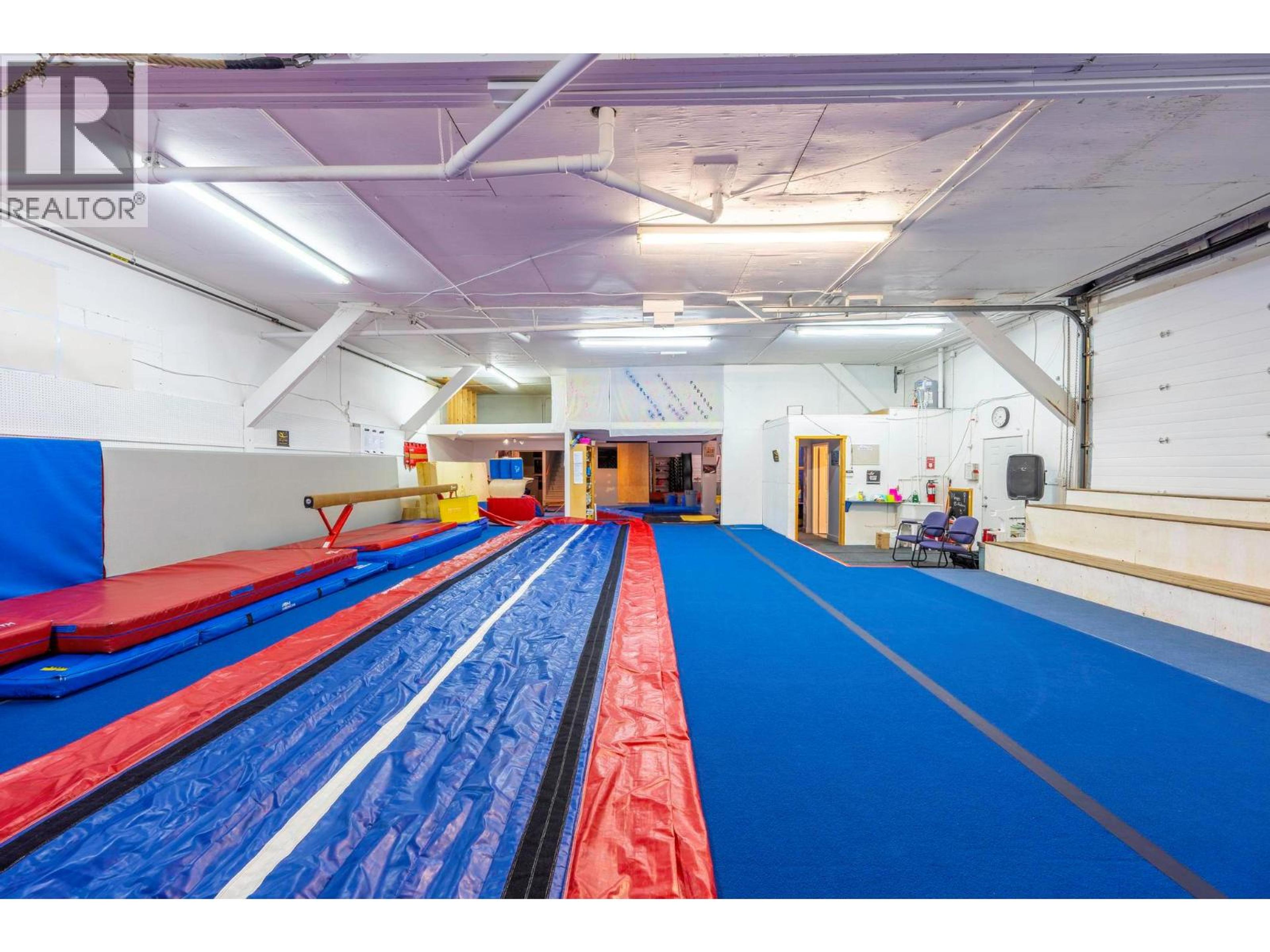 907 10TH STREET N - Image 5