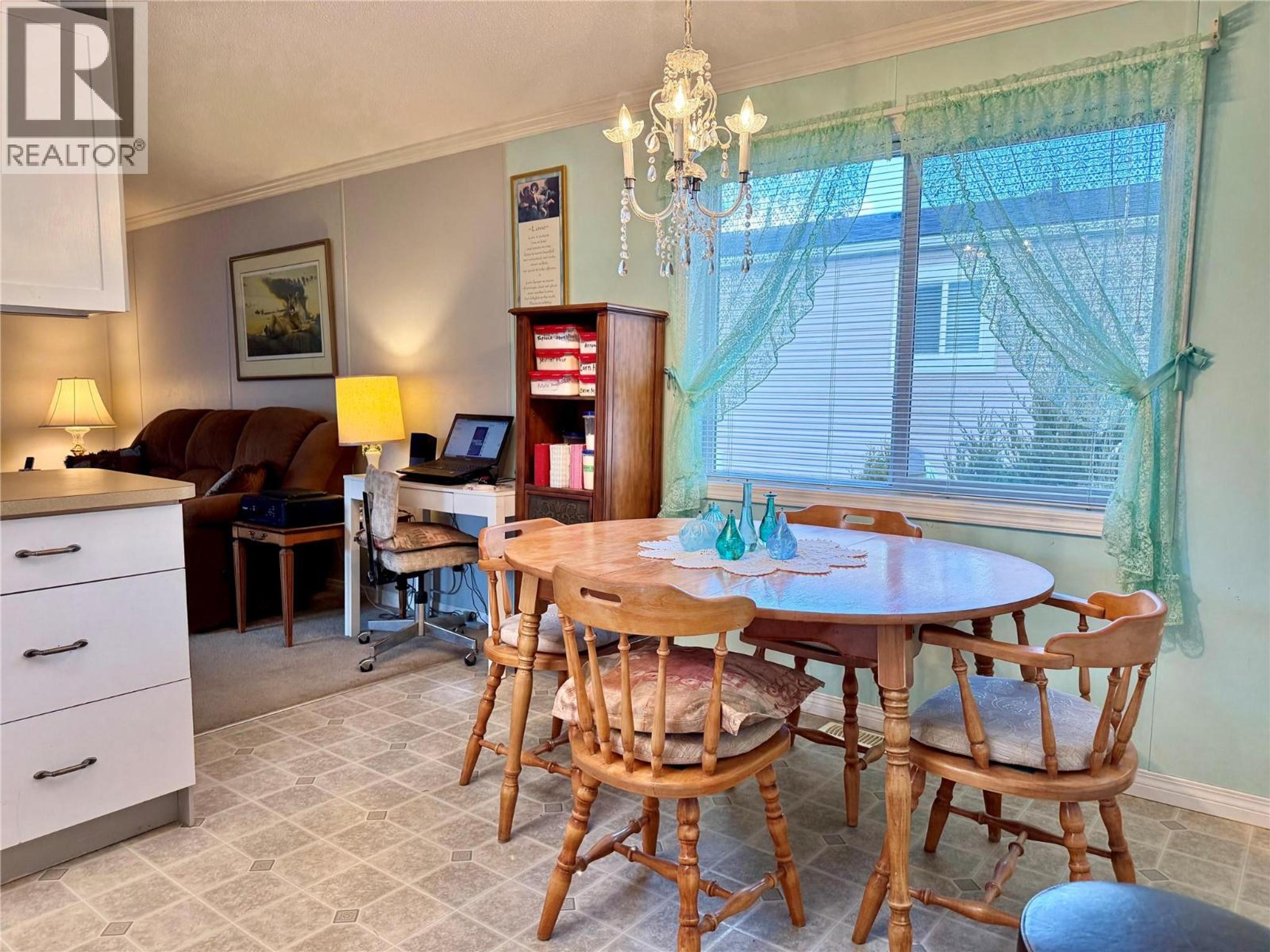 #8 7225 BOUNDARY DRIVE - 12