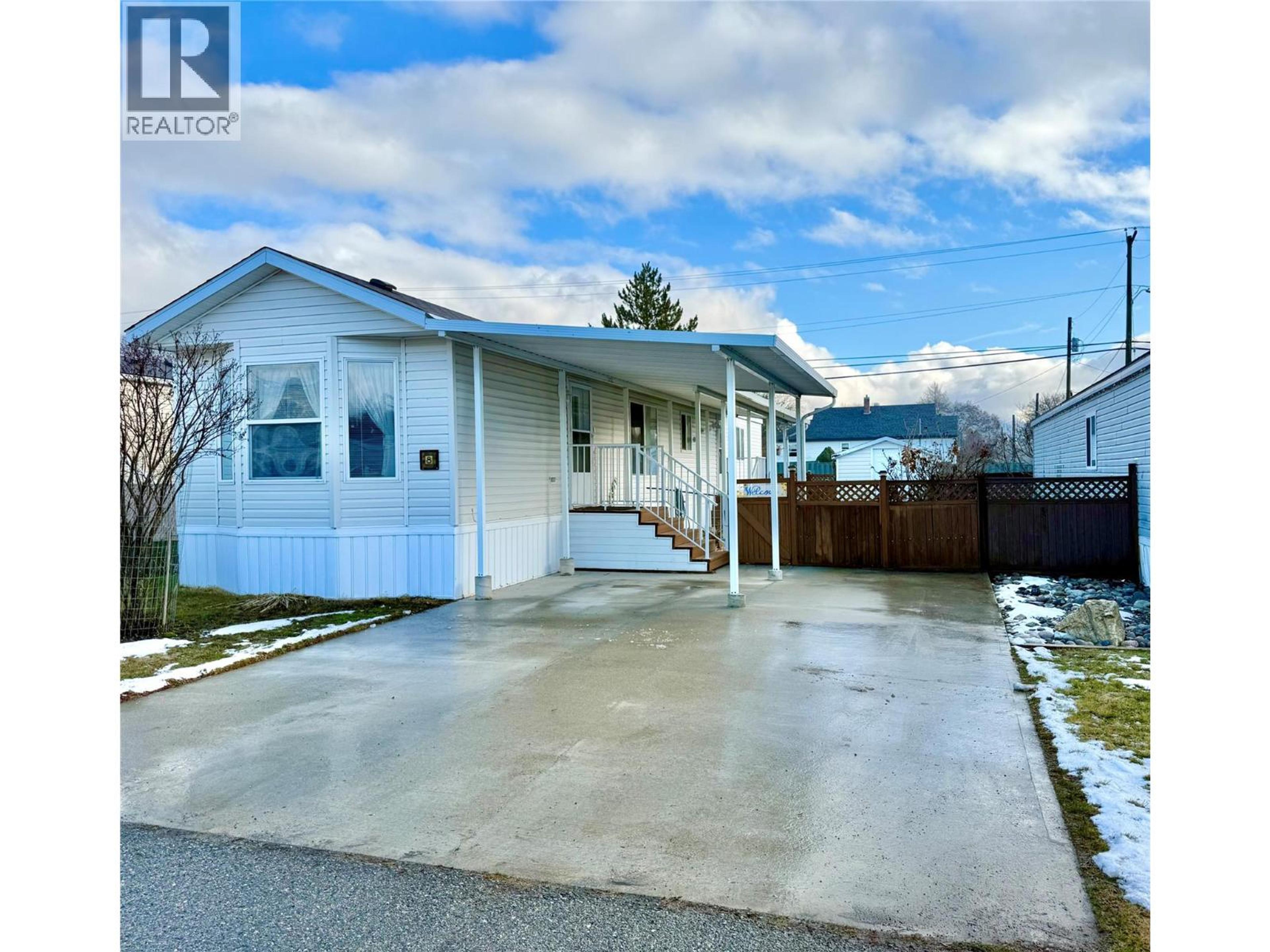 #8 7225 BOUNDARY DRIVE - 32