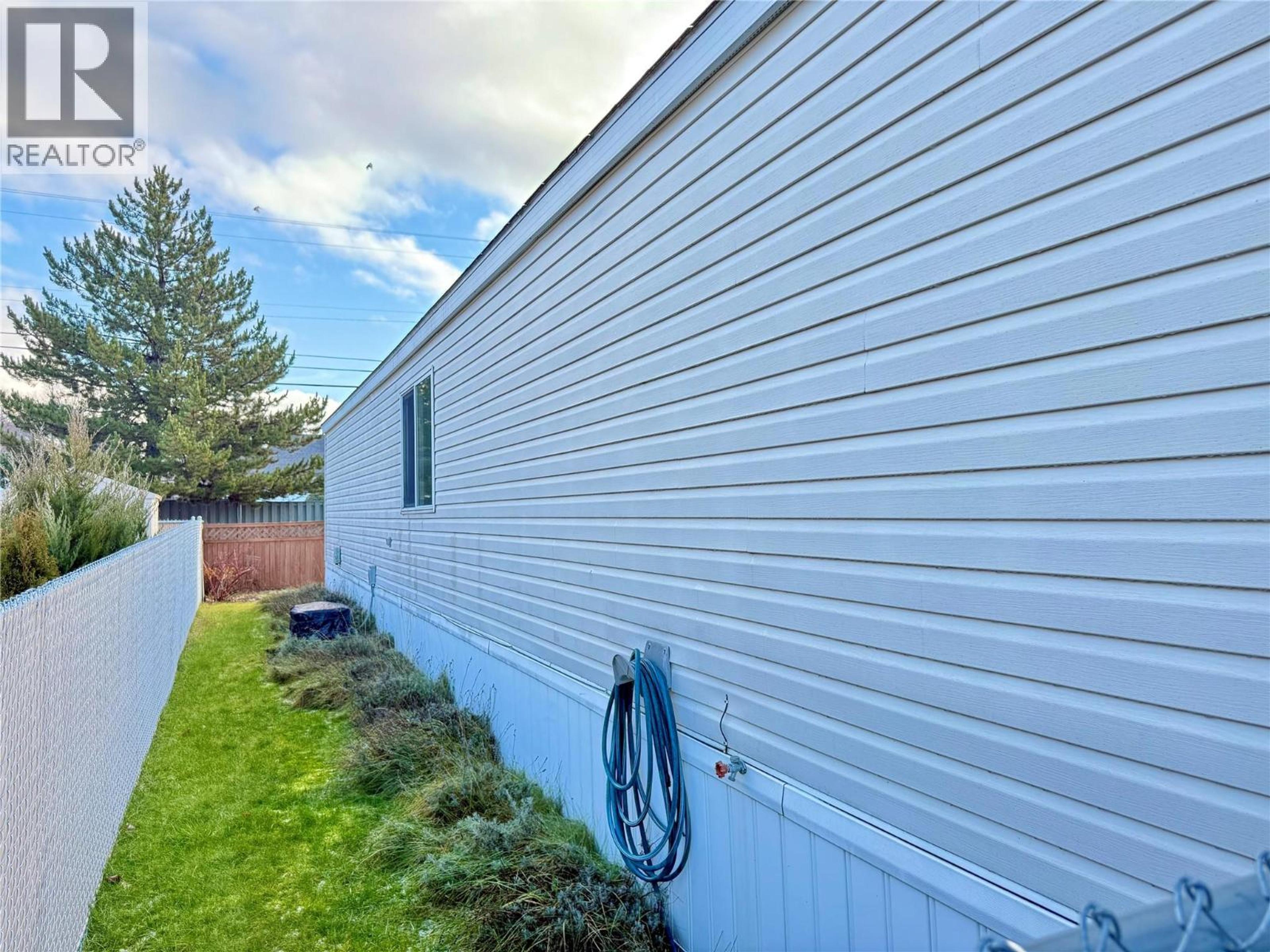 #8 7225 BOUNDARY DRIVE - 33