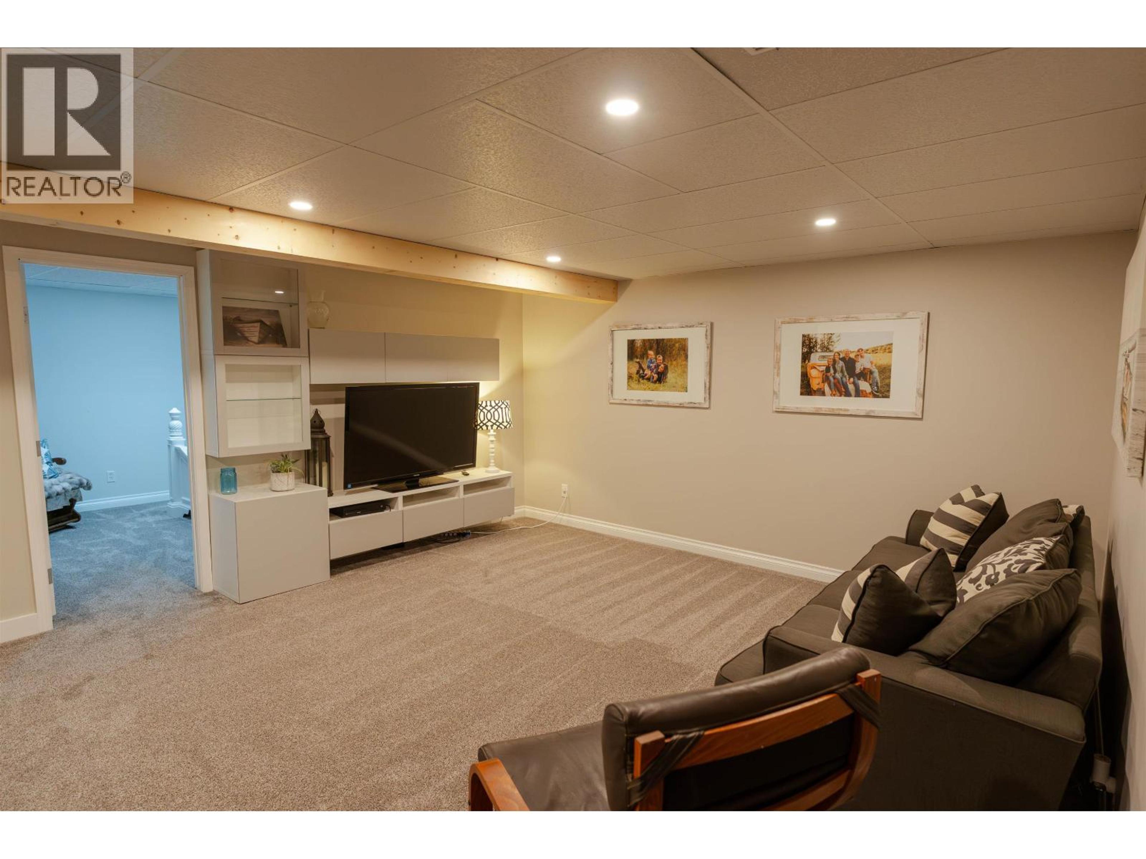 10515 114 AVENUE - 35