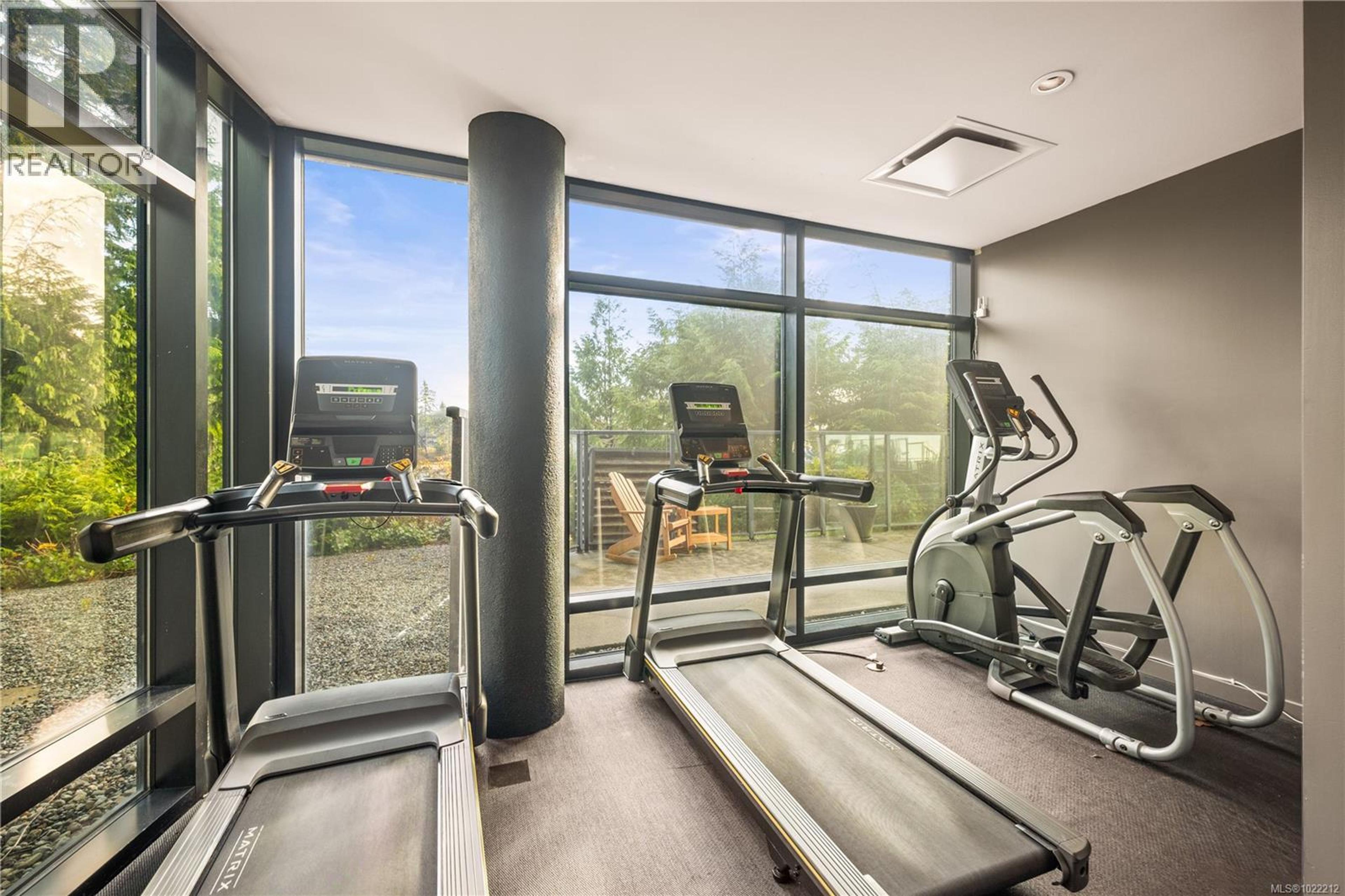 #1602 596 MARINE DR - 40