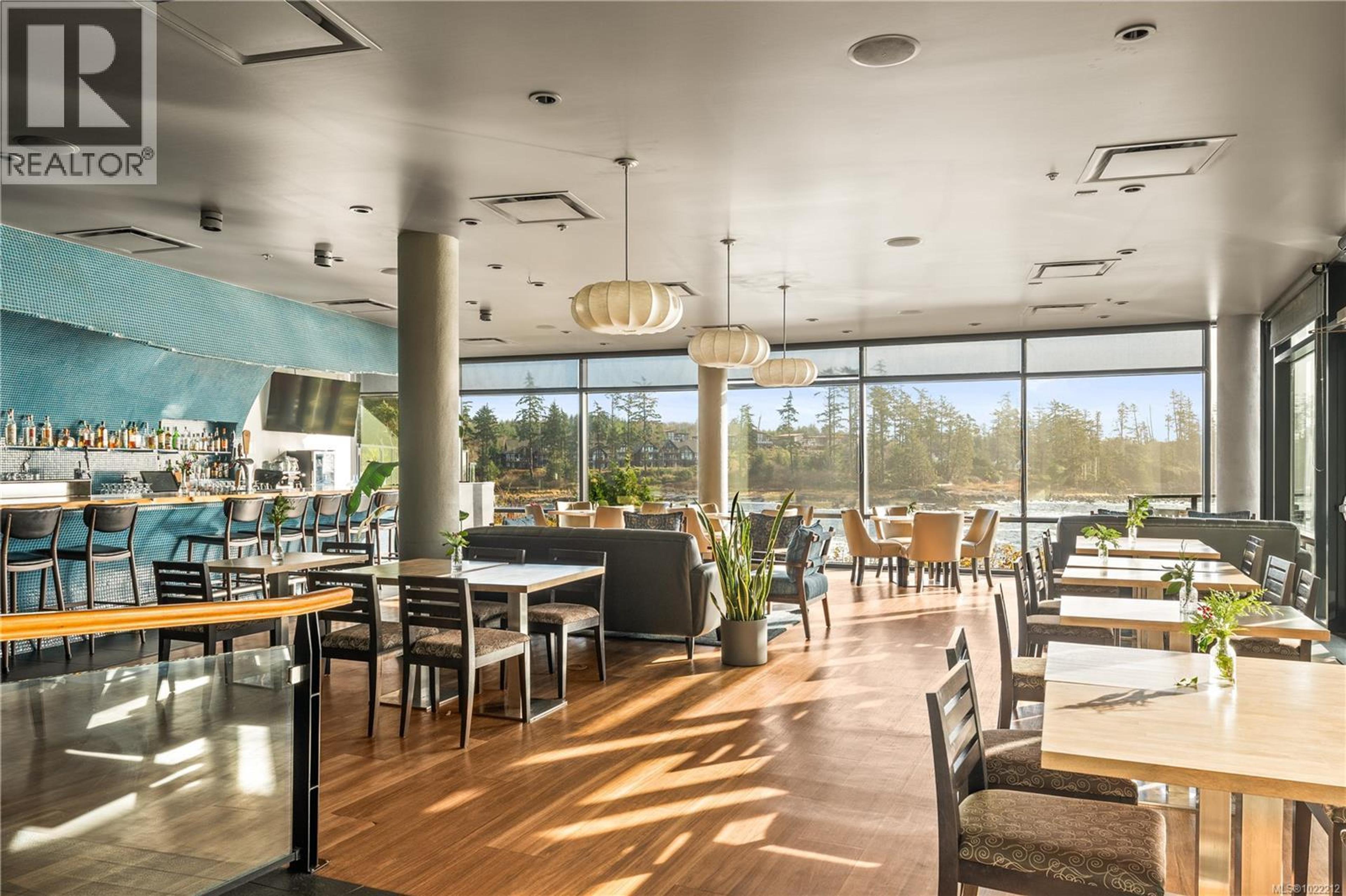 #1602 596 MARINE DR - 43