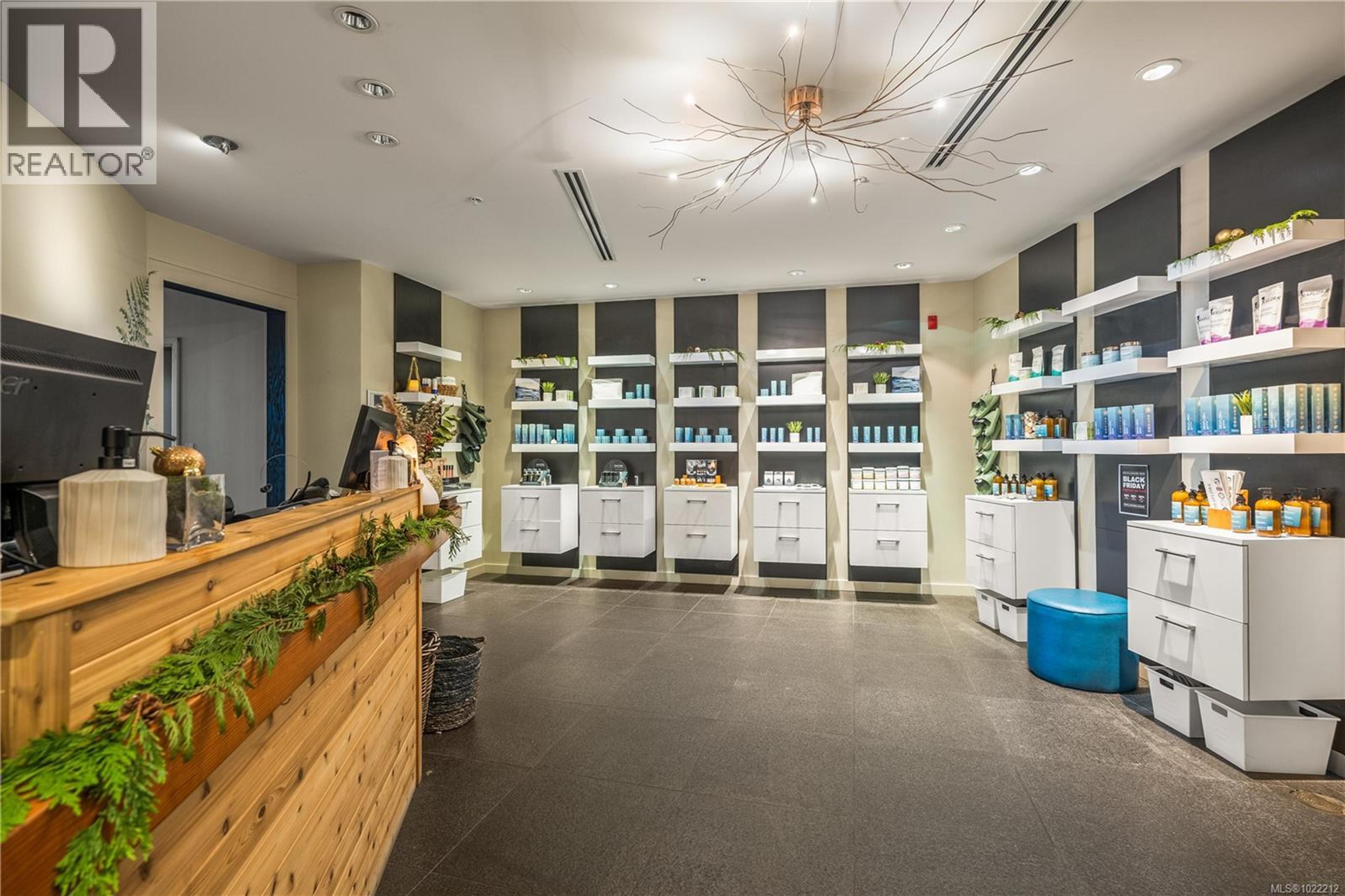 #1602 596 MARINE DR - 46