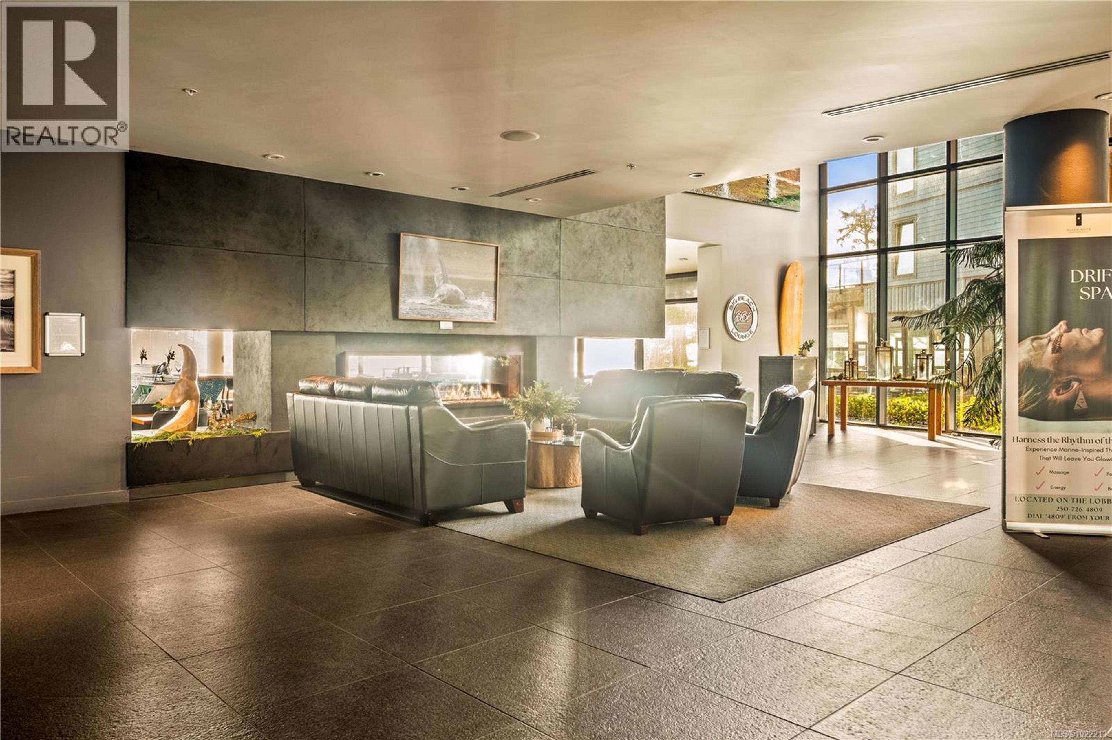 #1602 596 MARINE DR - 45