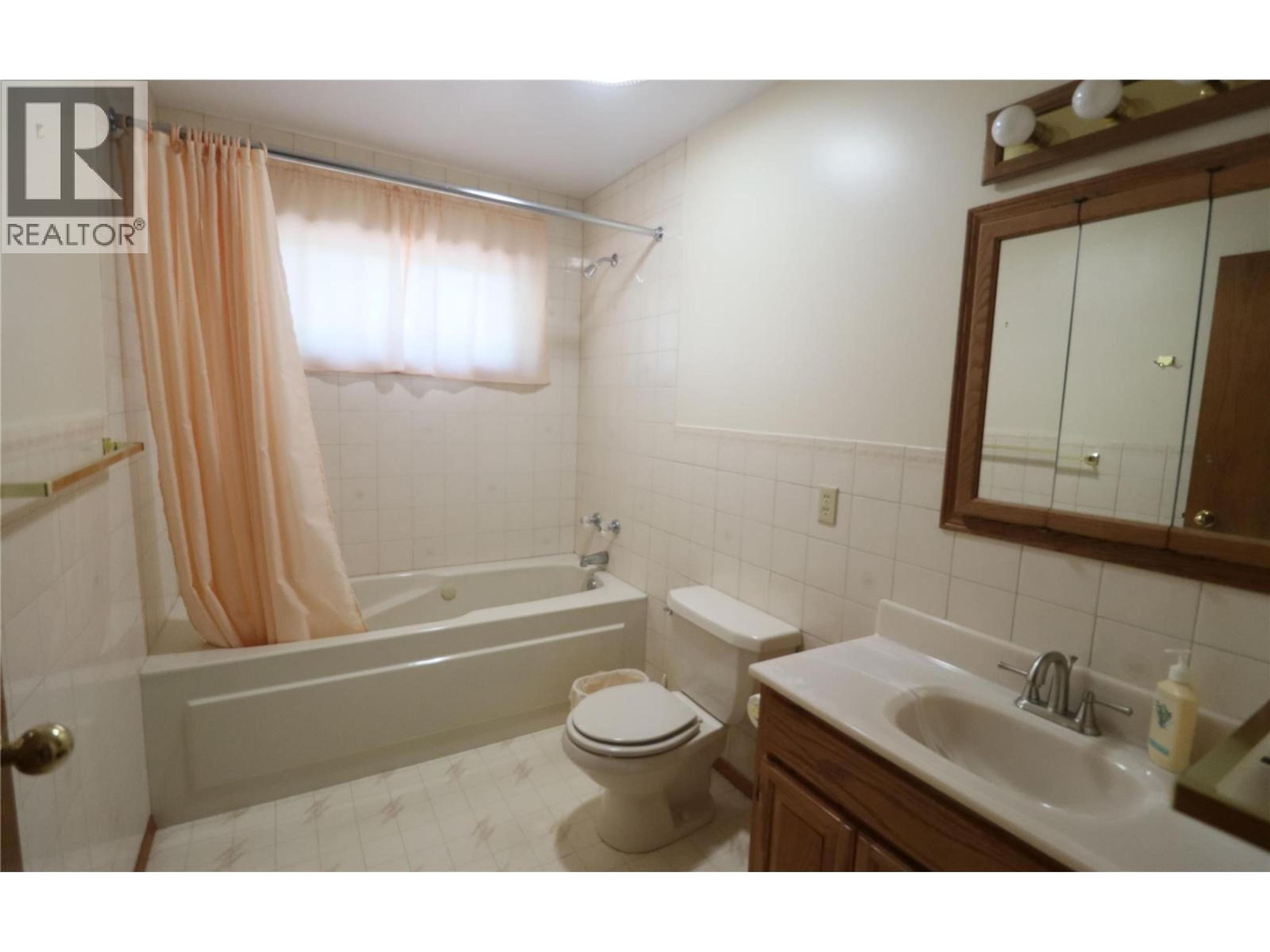 210 WINNIPEG AVENUE - 26