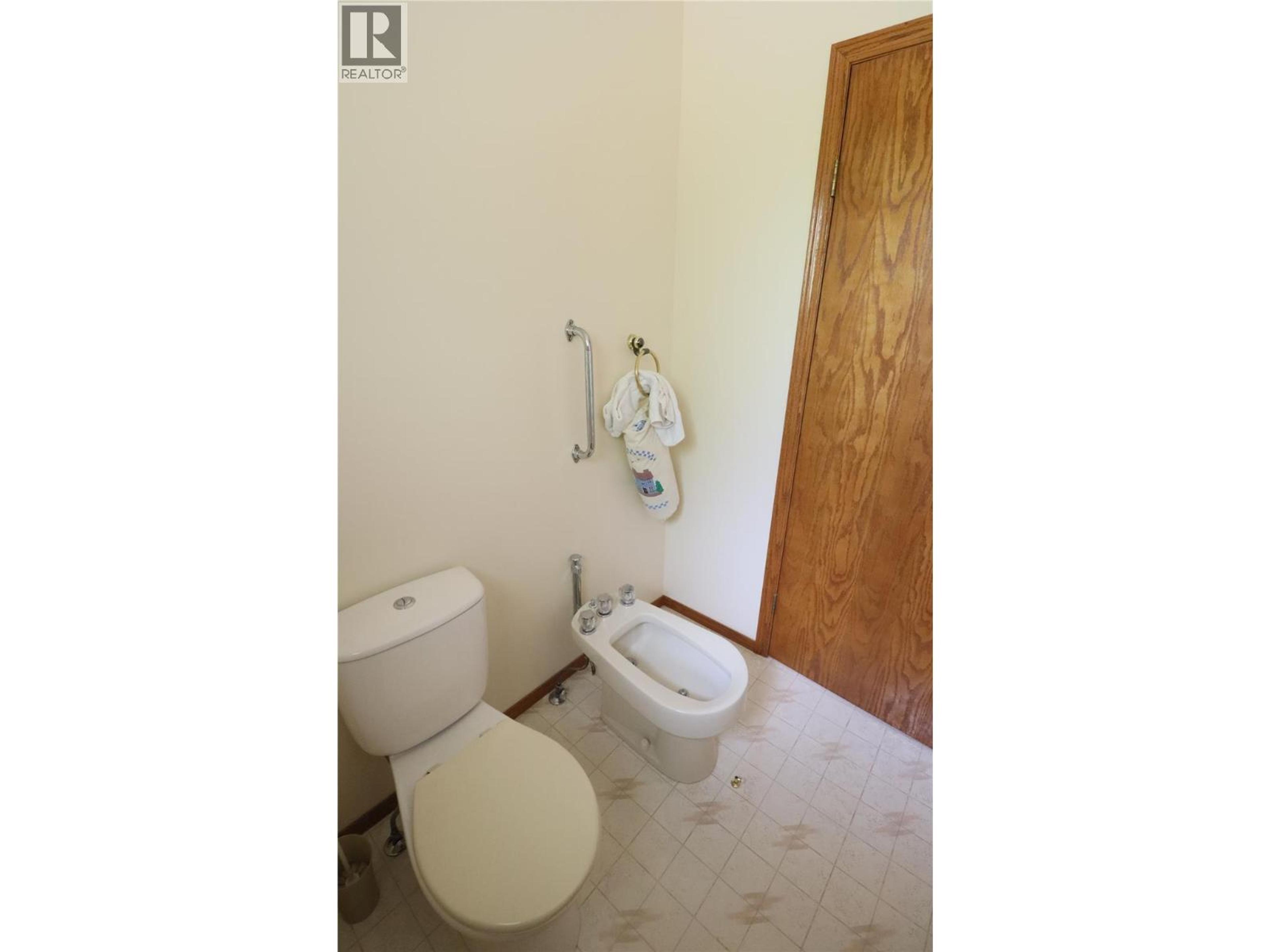 210 WINNIPEG AVENUE - 29