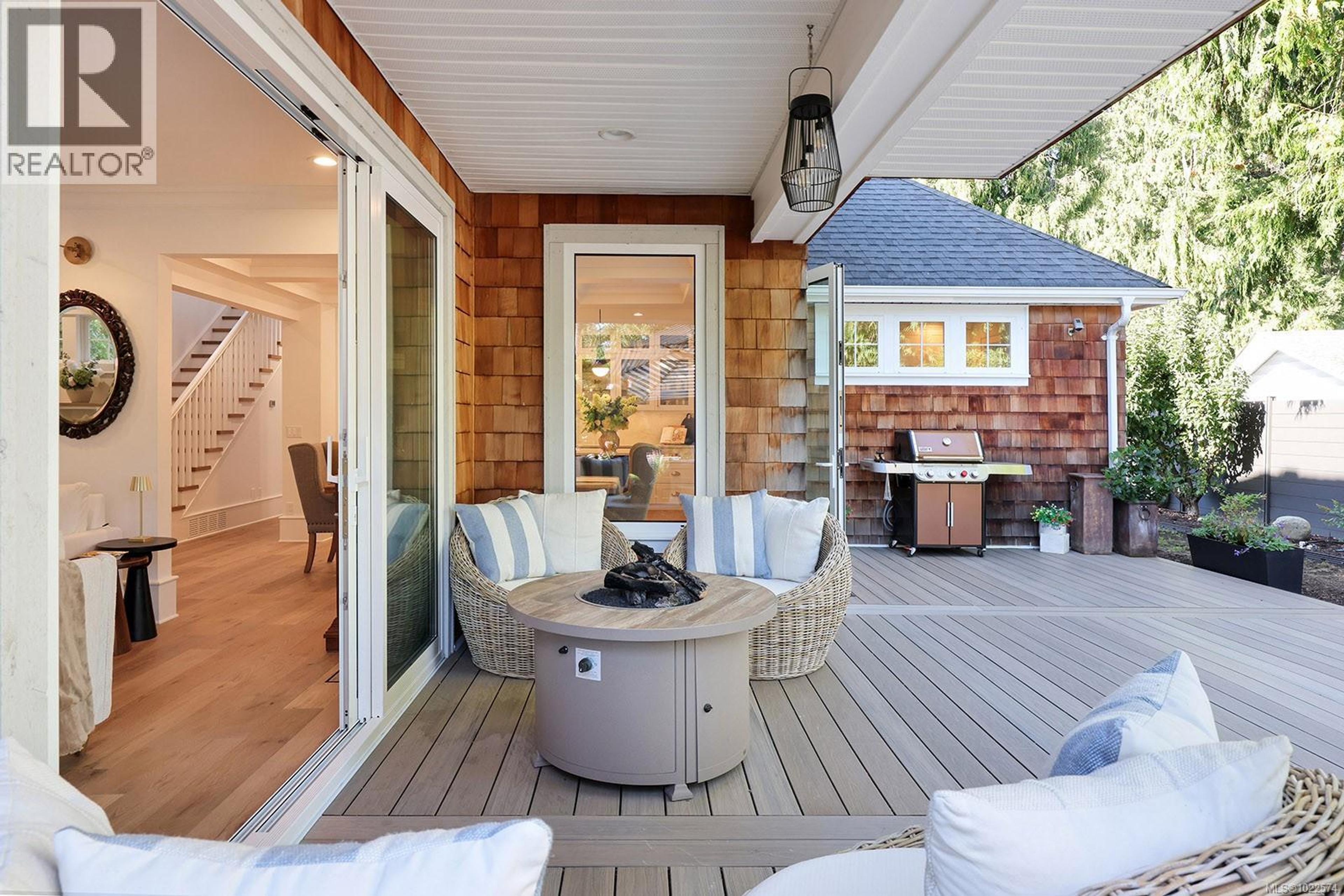 563 EAGLECREST DR - 45