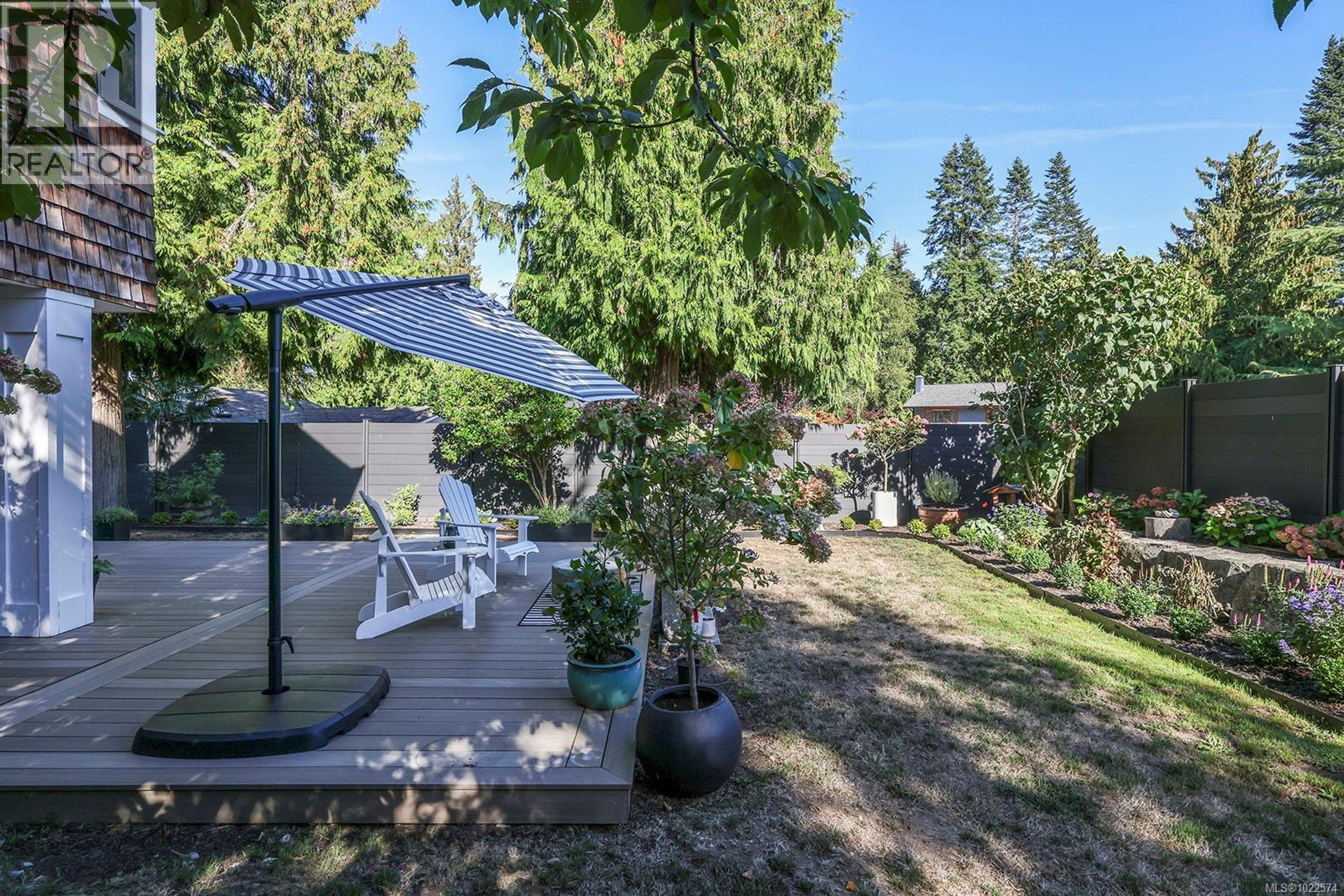 563 EAGLECREST DR - 49