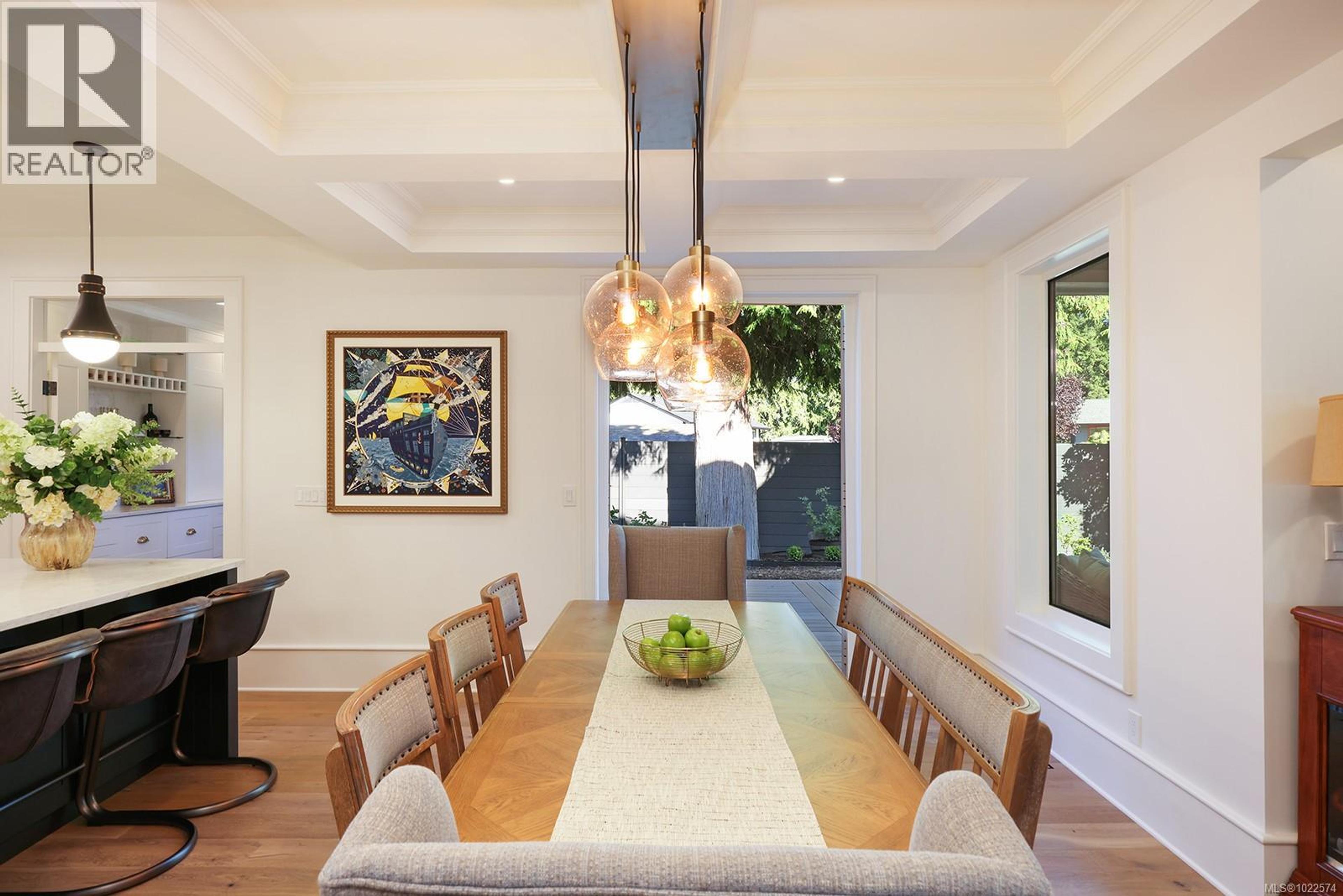 563 EAGLECREST DR - 6