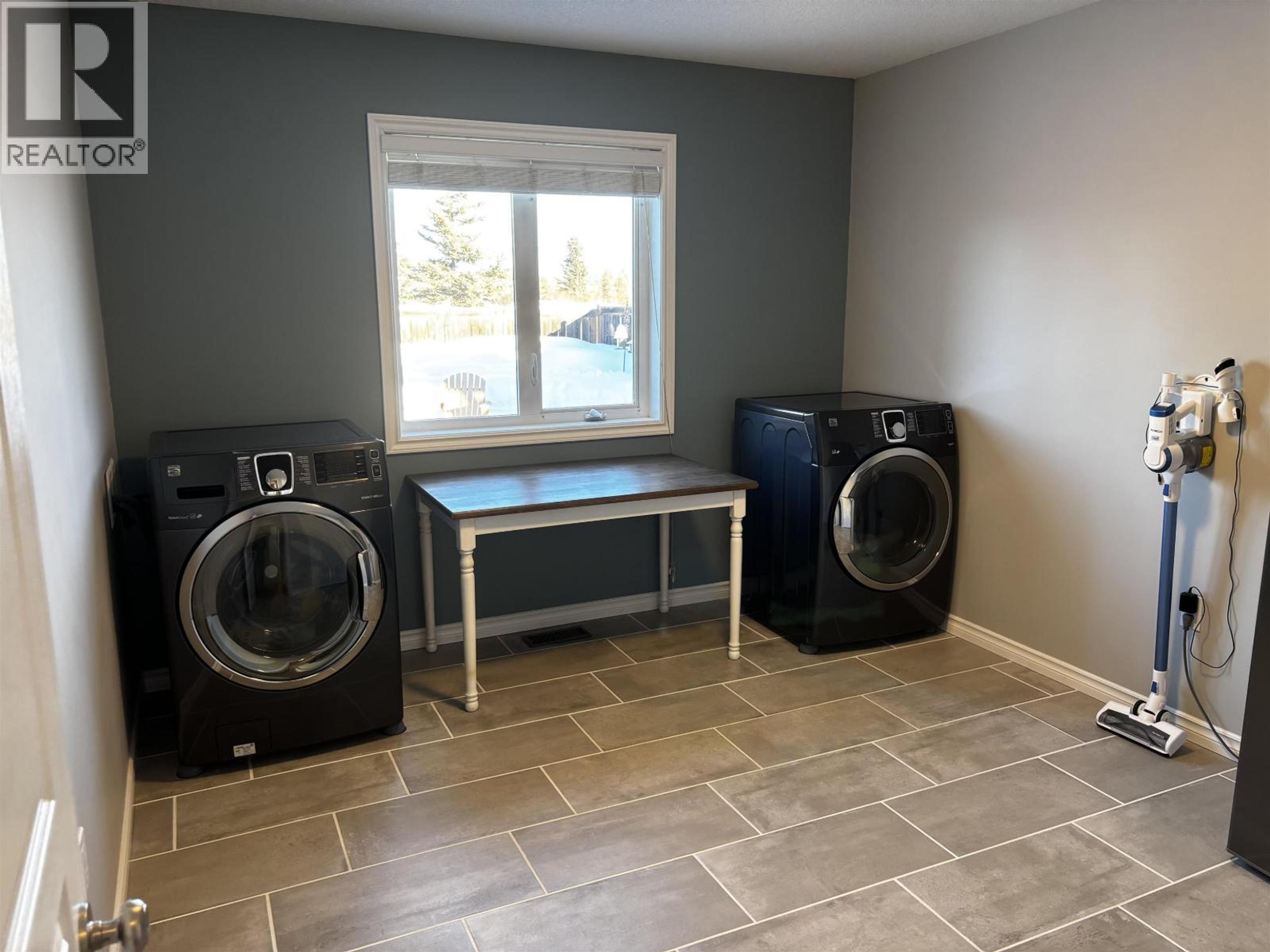 9104 118 AVENUE - 16