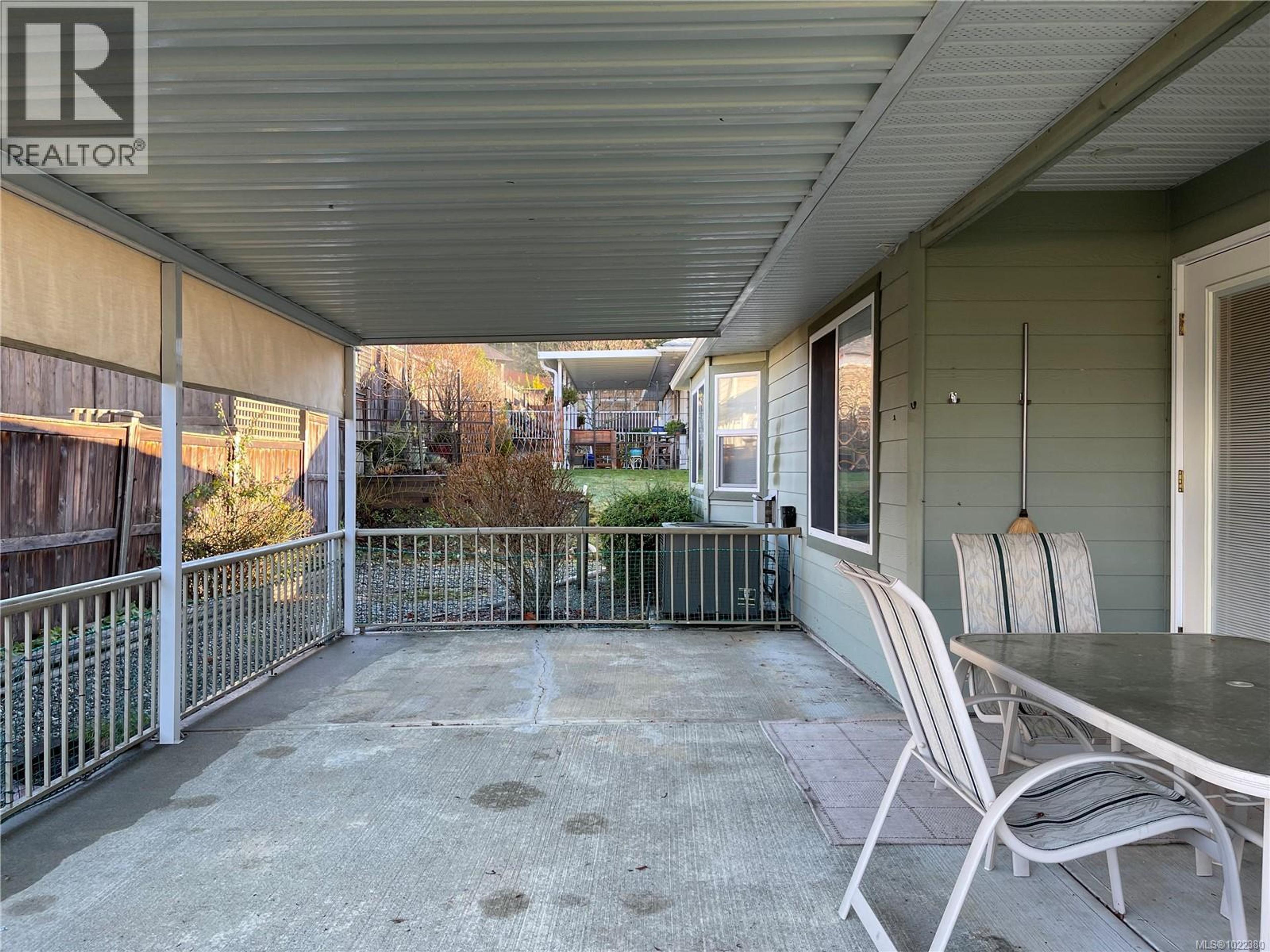 #15 3535 BURDE ST - 29