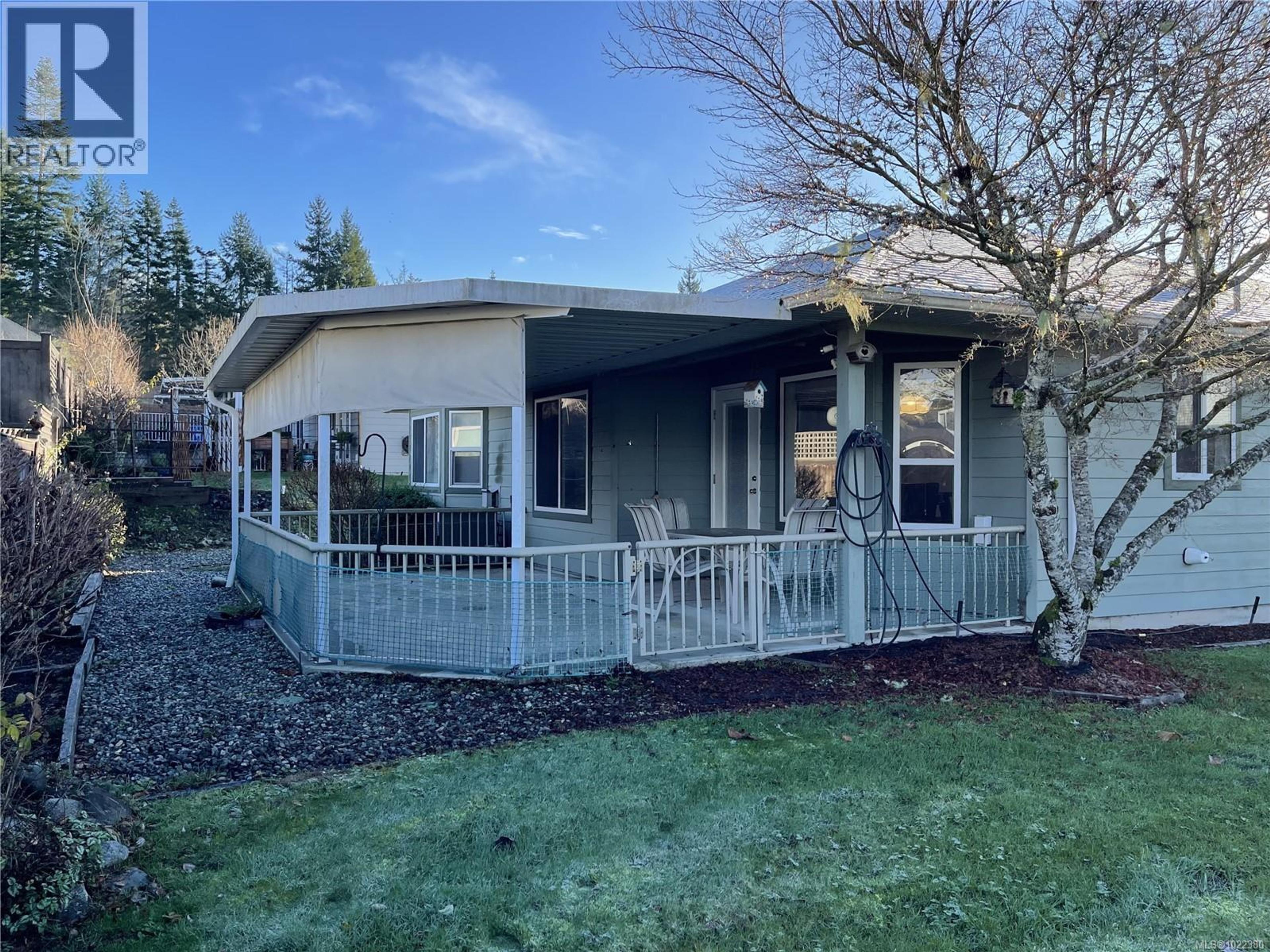 #15 3535 BURDE ST - 30