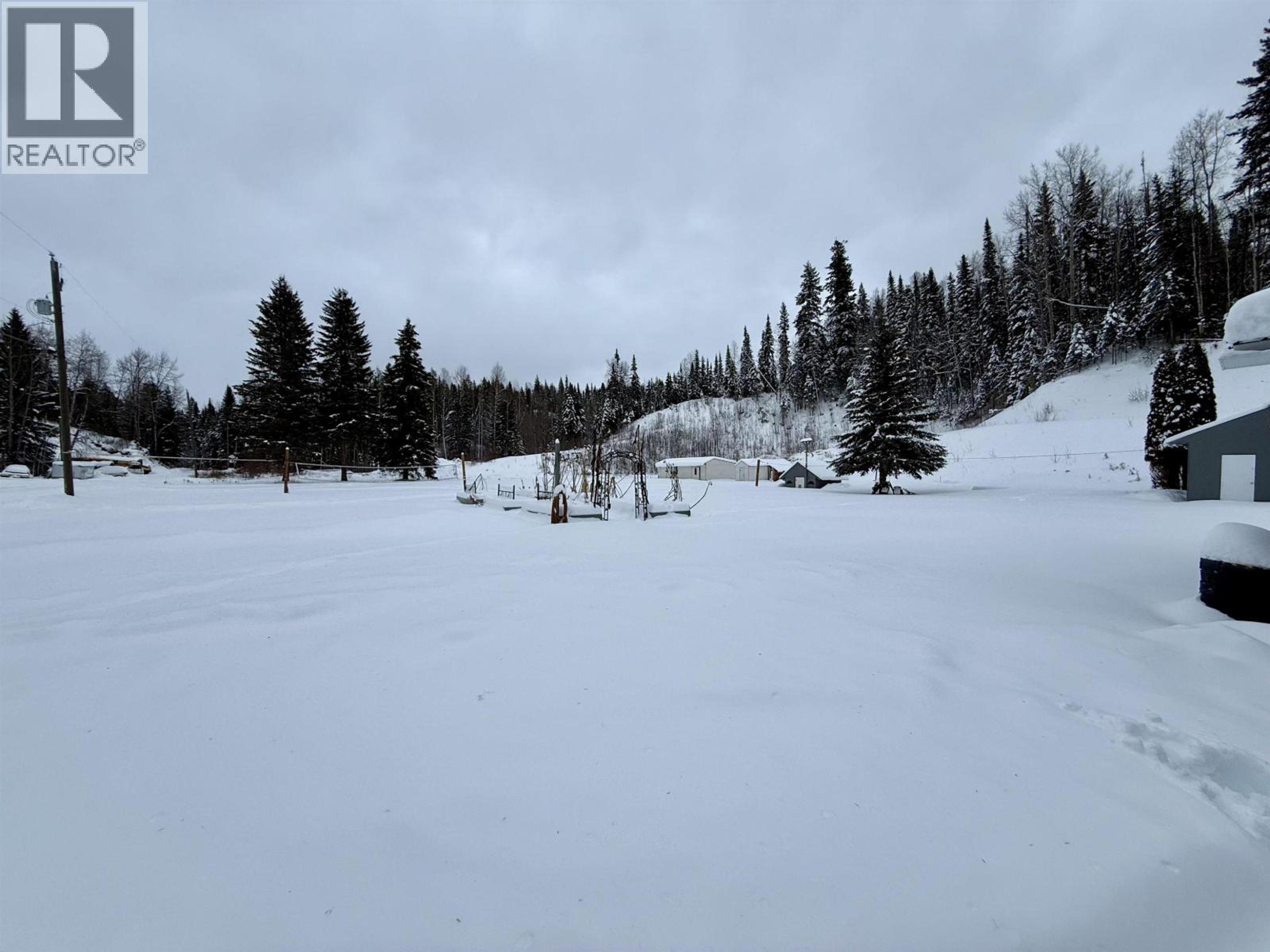 1661 FRASER FLATS ROAD - 4