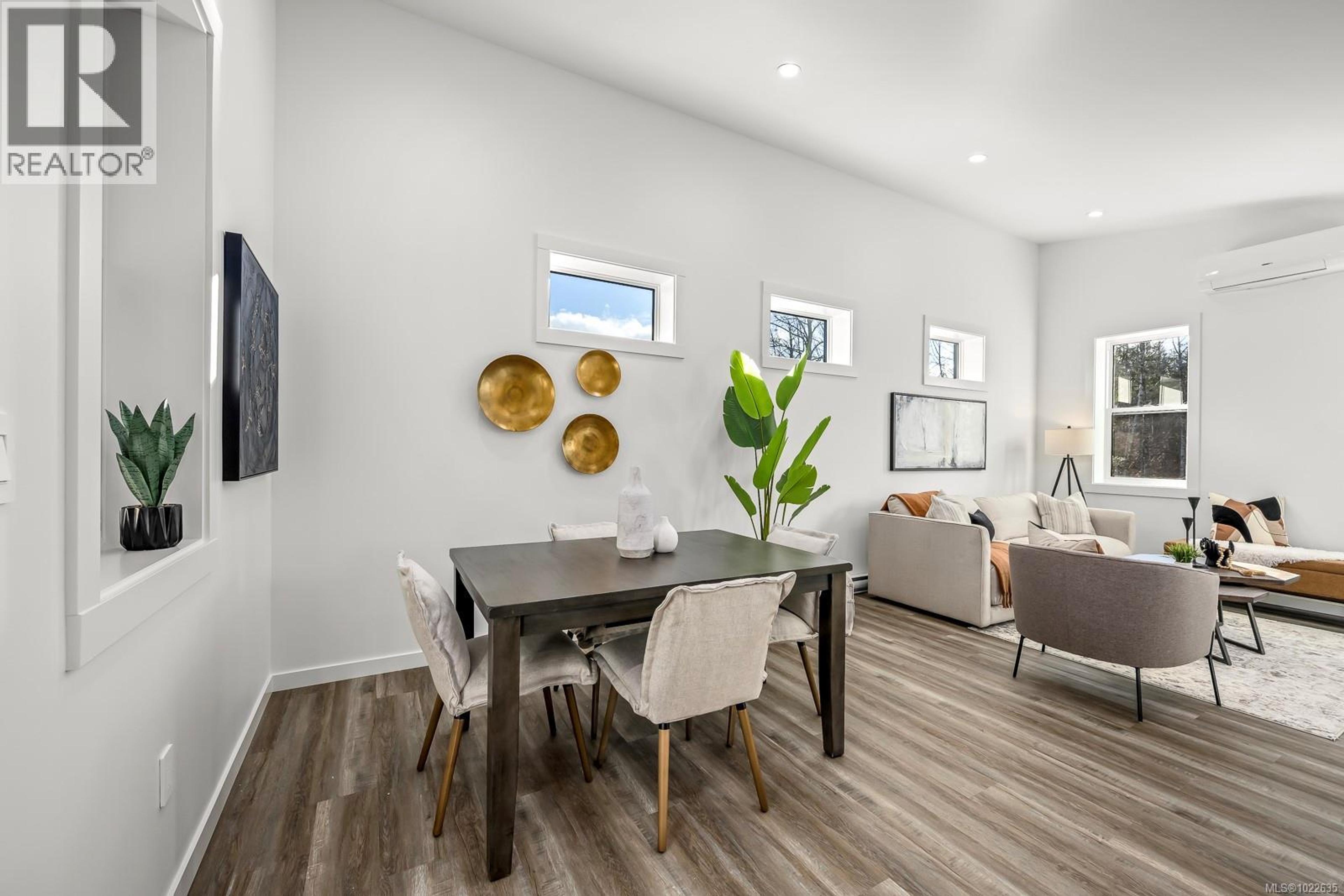 #22 3025 ROYSTON RD - 9