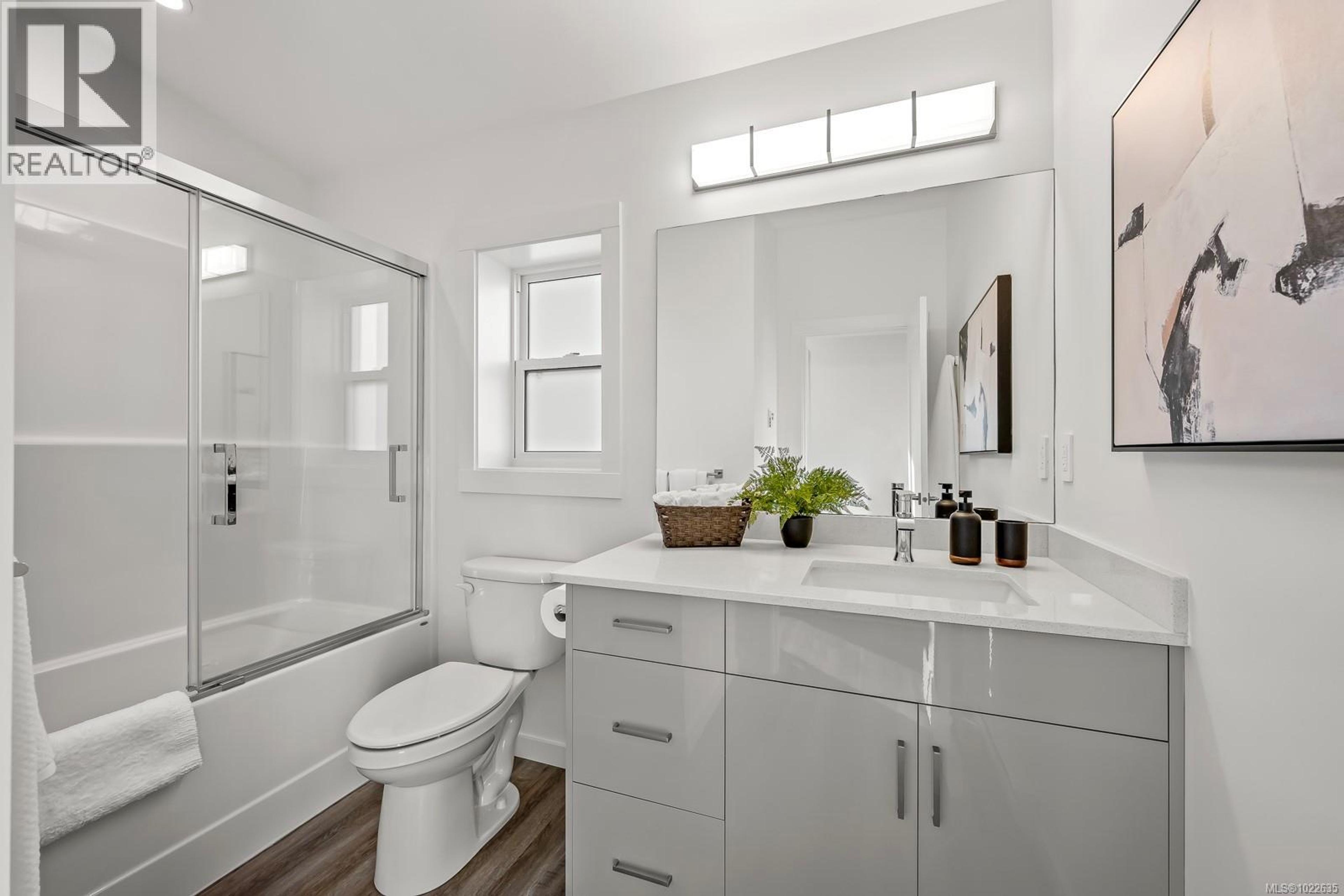 #22 3025 ROYSTON RD - 27