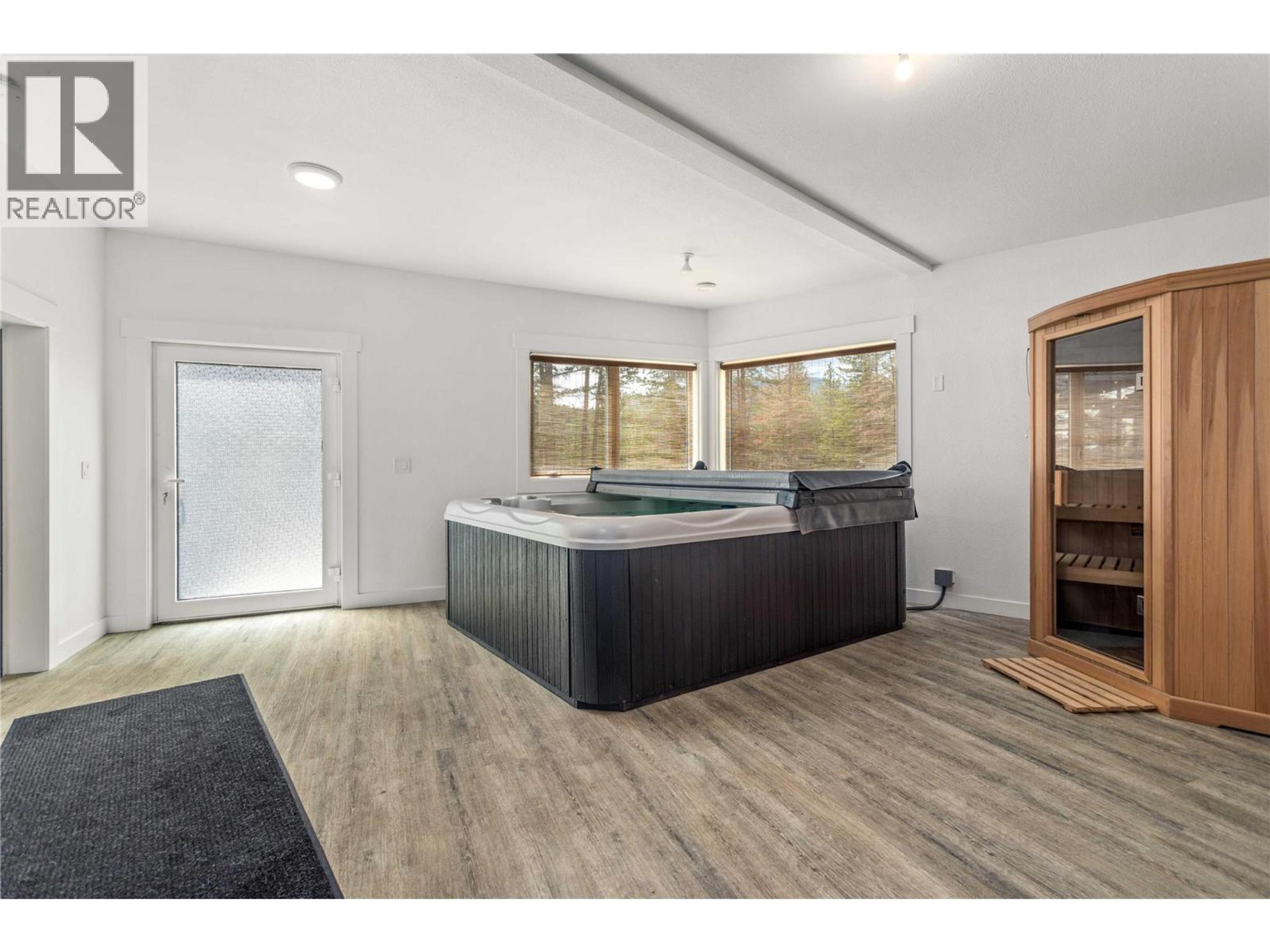 5308 LAW STREET - 44