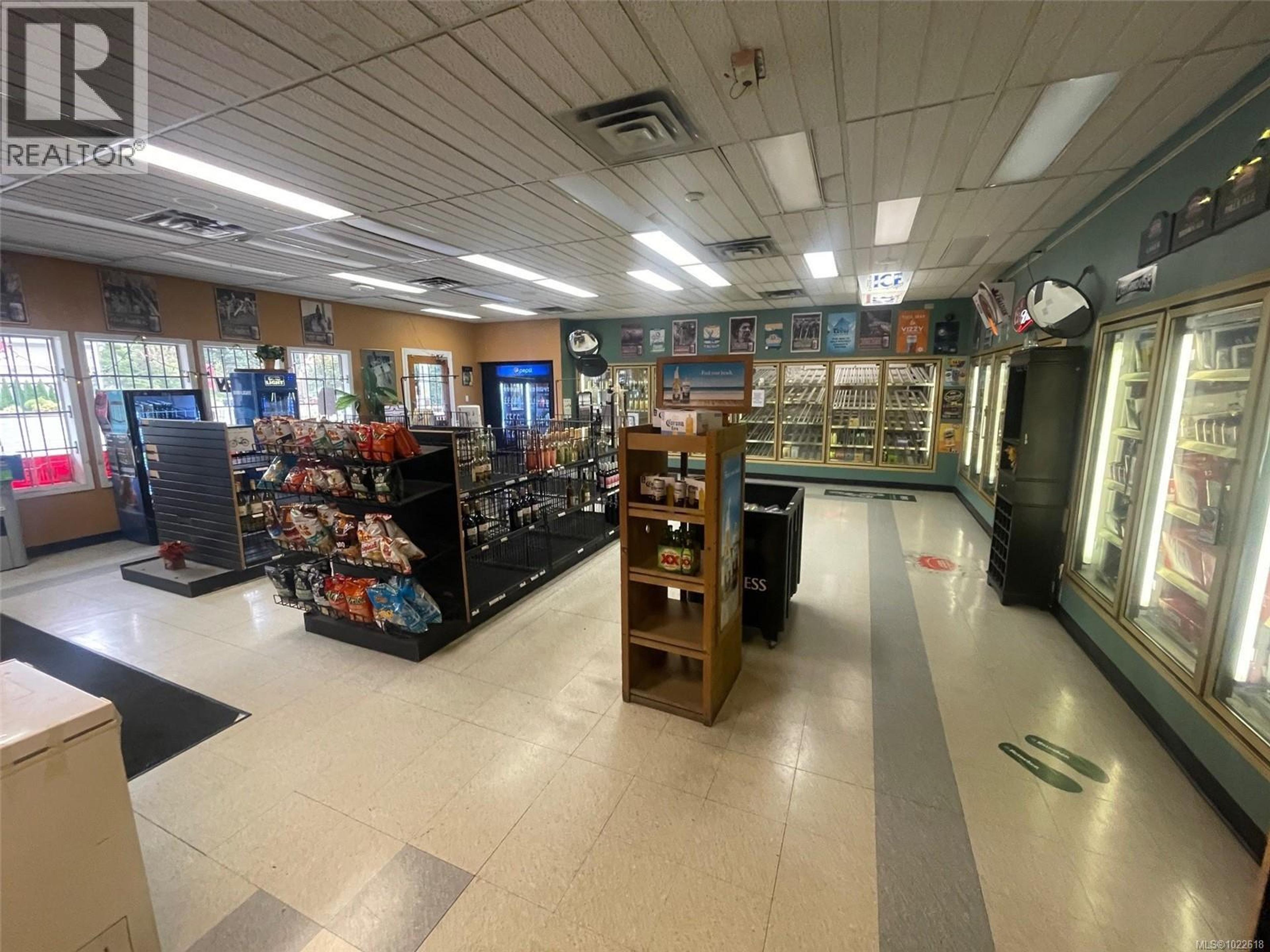 9576 CHEMAINUS RD - Image 11