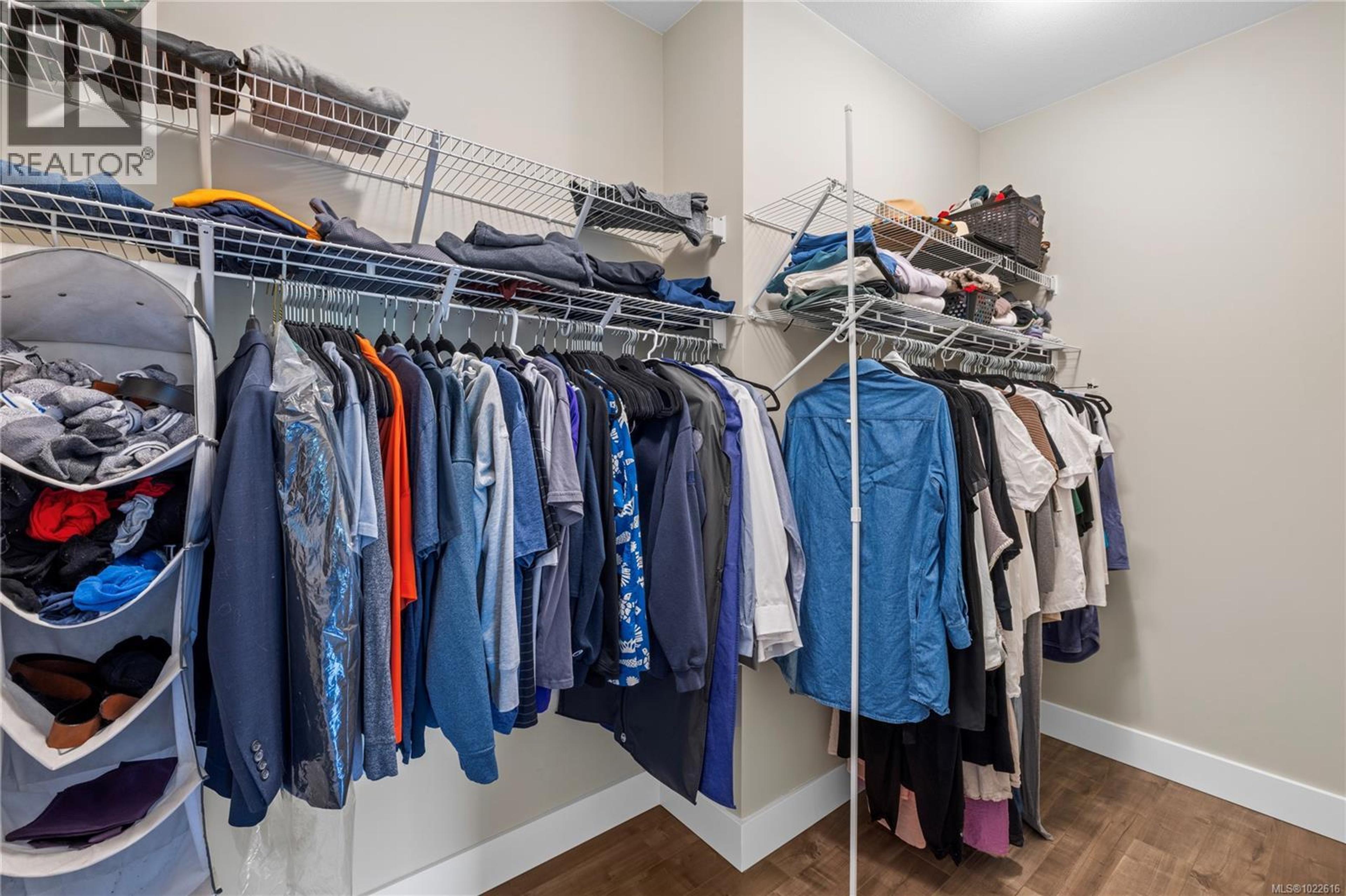 838 STIRLING DR - 21