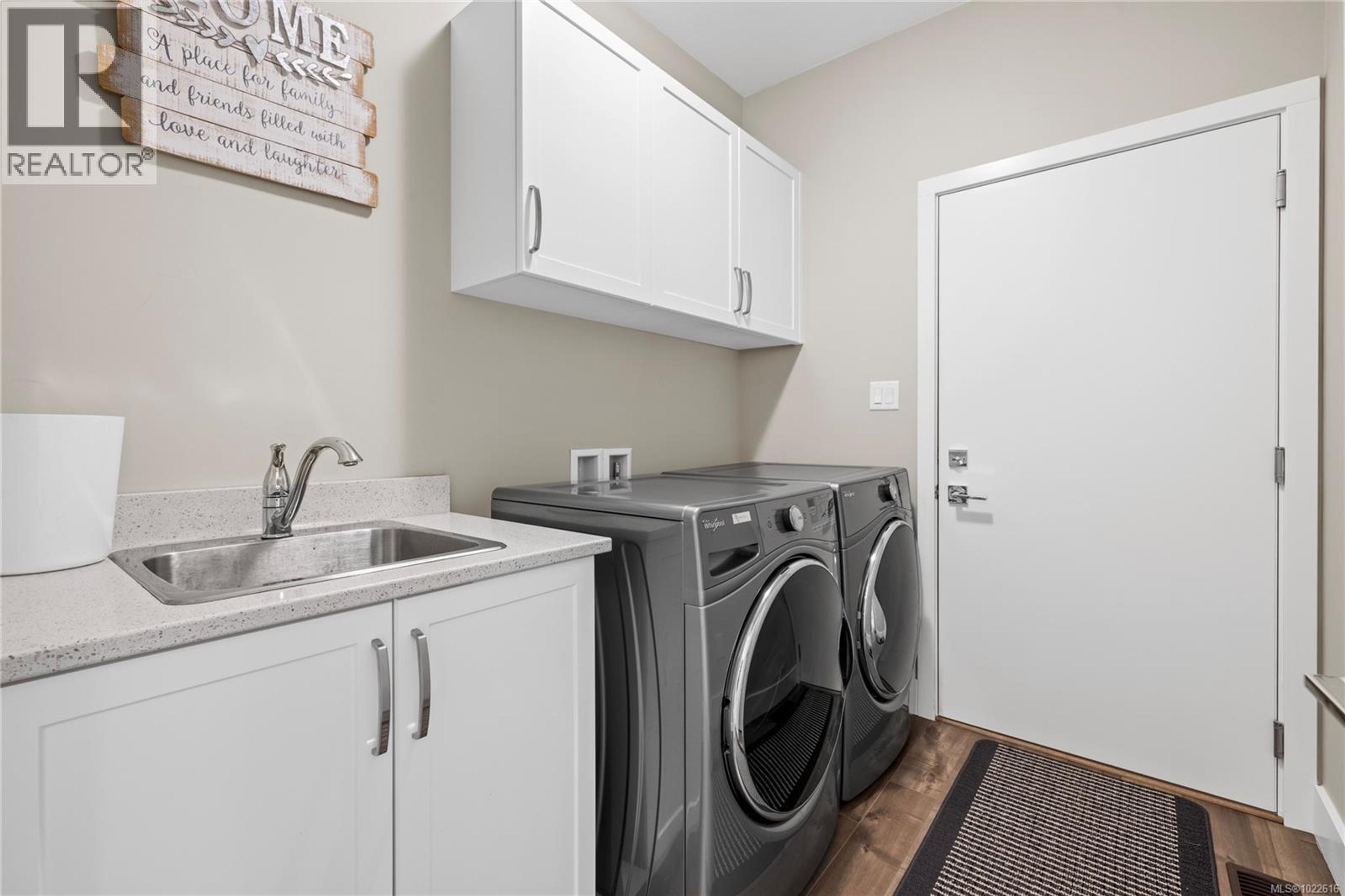 838 STIRLING DR - 27