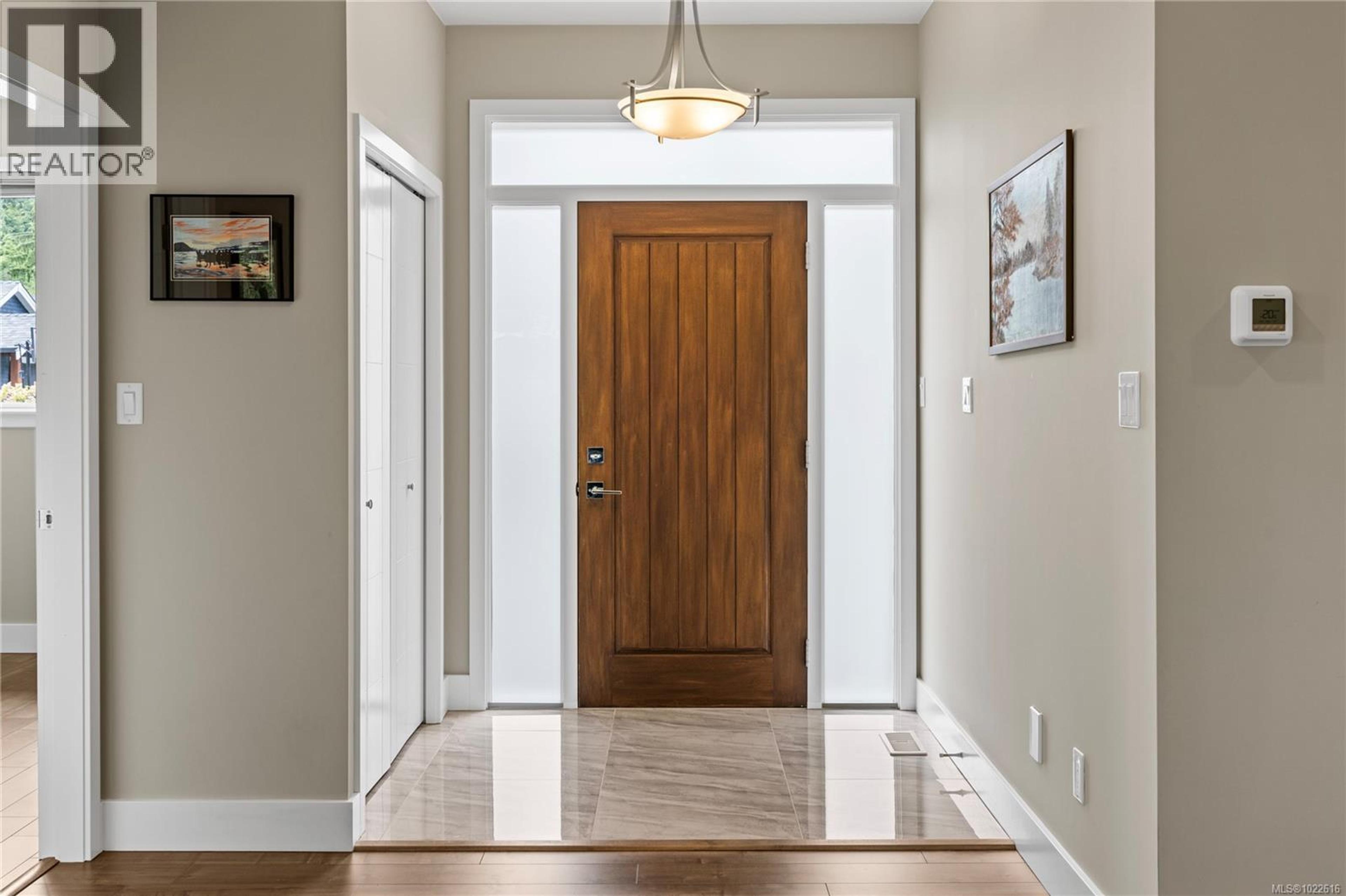 838 STIRLING DR - 28