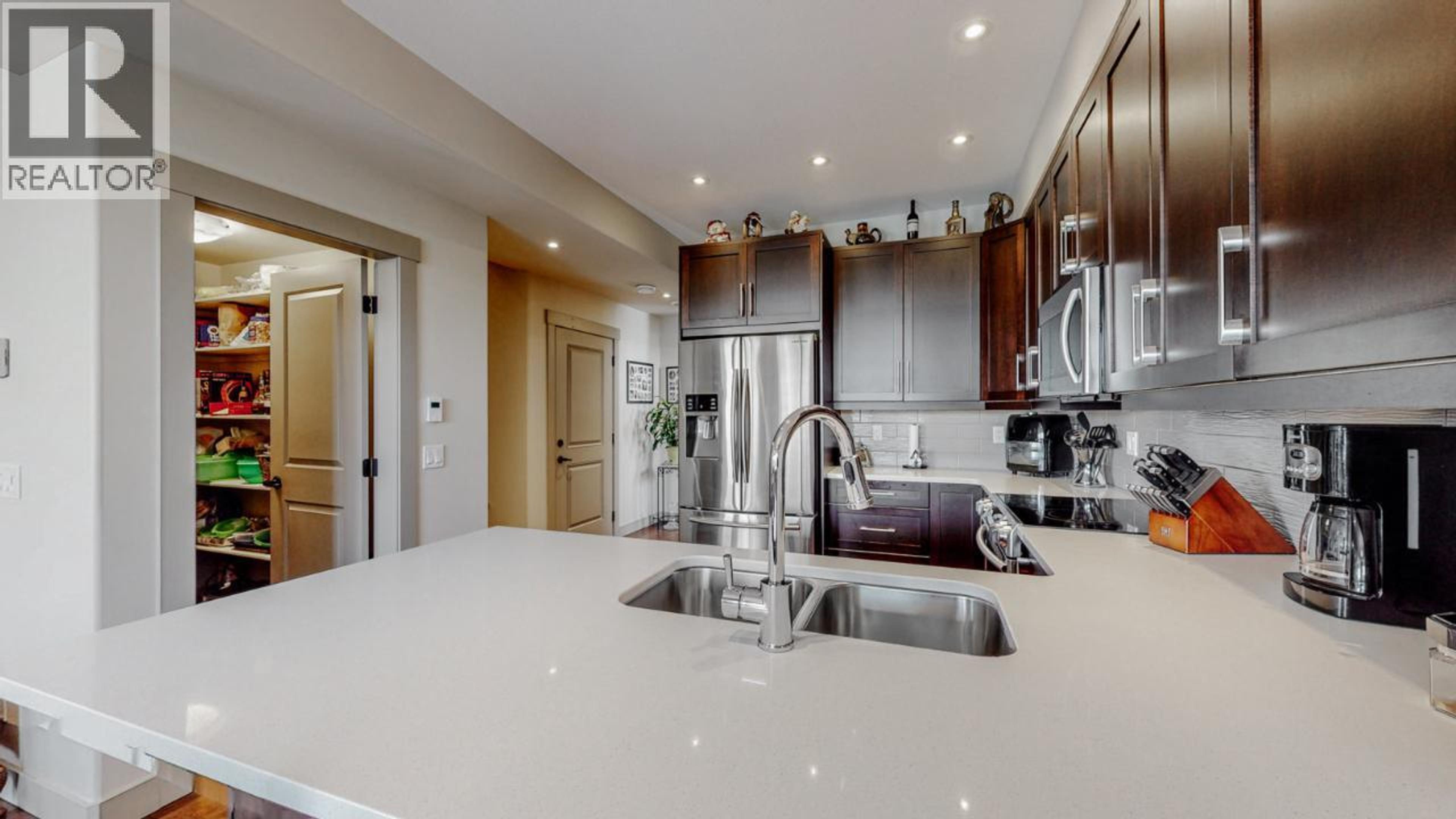 #16 12300 PINEHURST PLACE - 15